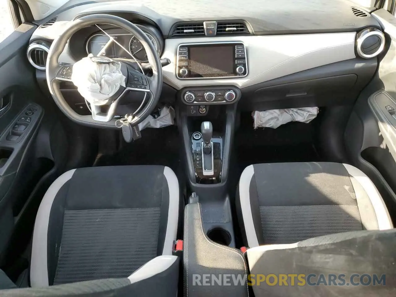 8 Photograph of a damaged car 3N1CN8EVXLL829430 NISSAN VERSA 2020