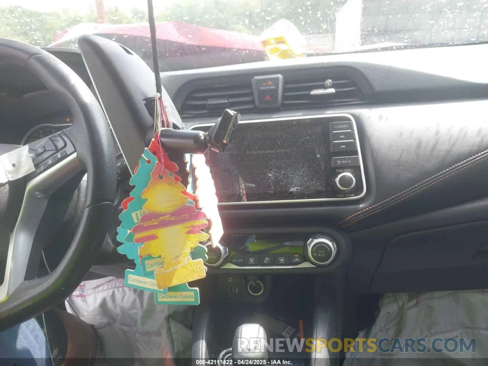 21 Photograph of a damaged car 3N1CN8FV0LL805376 NISSAN VERSA 2020