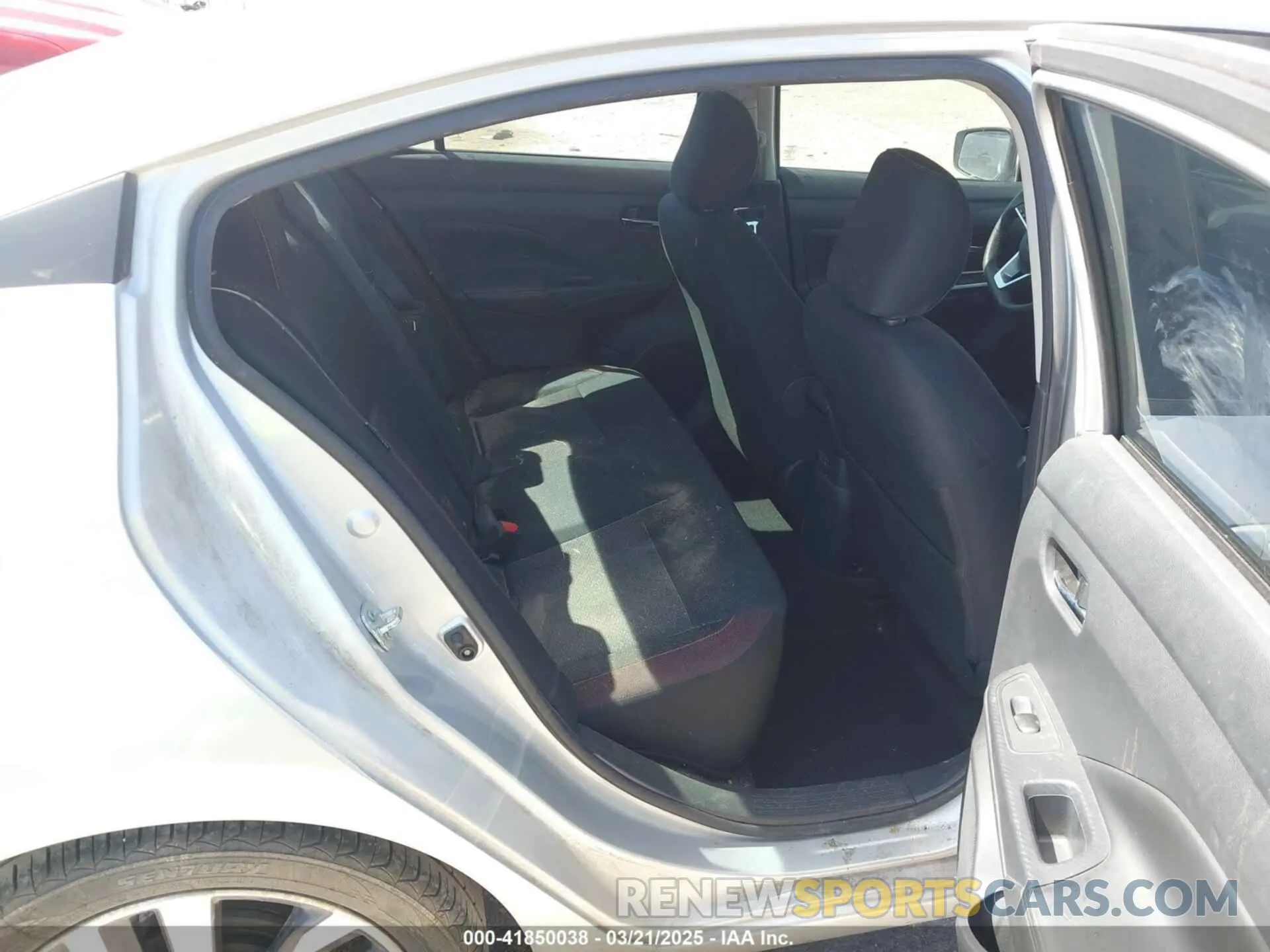 8 Photograph of a damaged car 3N1CN8FV1LL874920 NISSAN VERSA 2020
