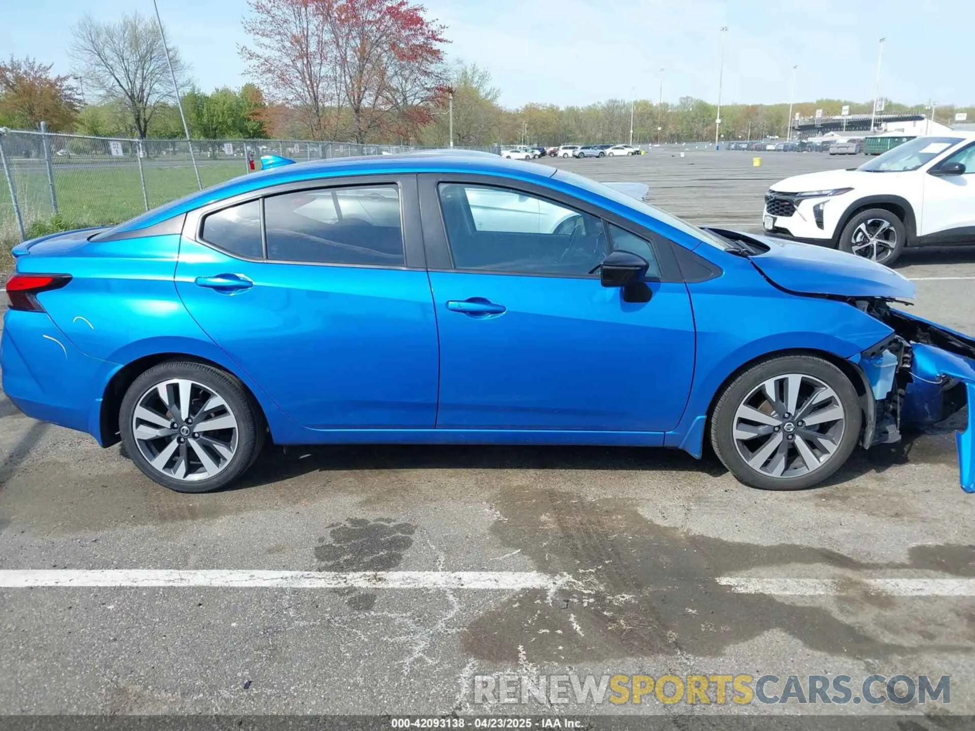 13 Photograph of a damaged car 3N1CN8FV5LL877058 NISSAN VERSA 2020