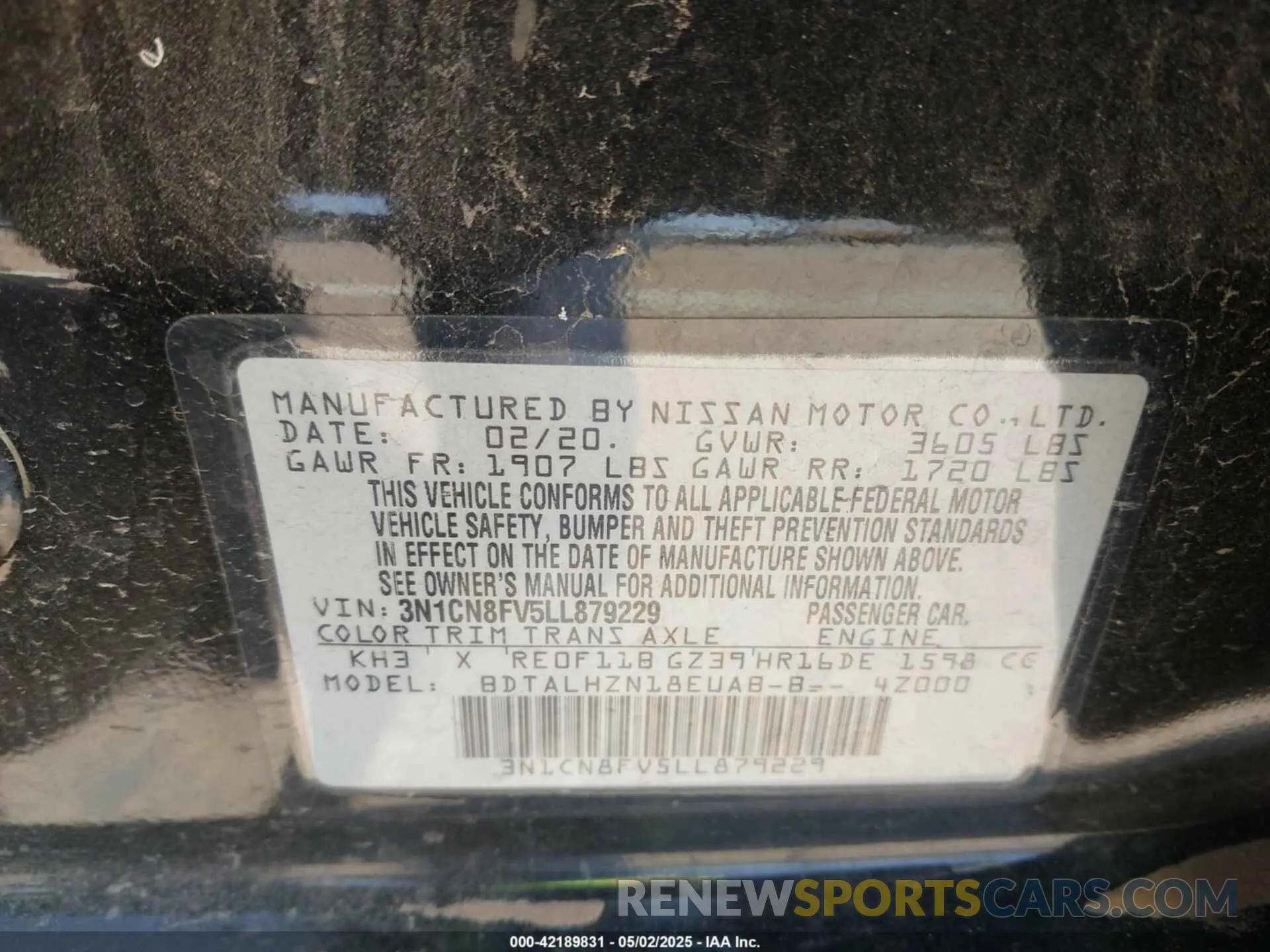 9 Photograph of a damaged car 3N1CN8FV5LL879229 NISSAN VERSA 2020