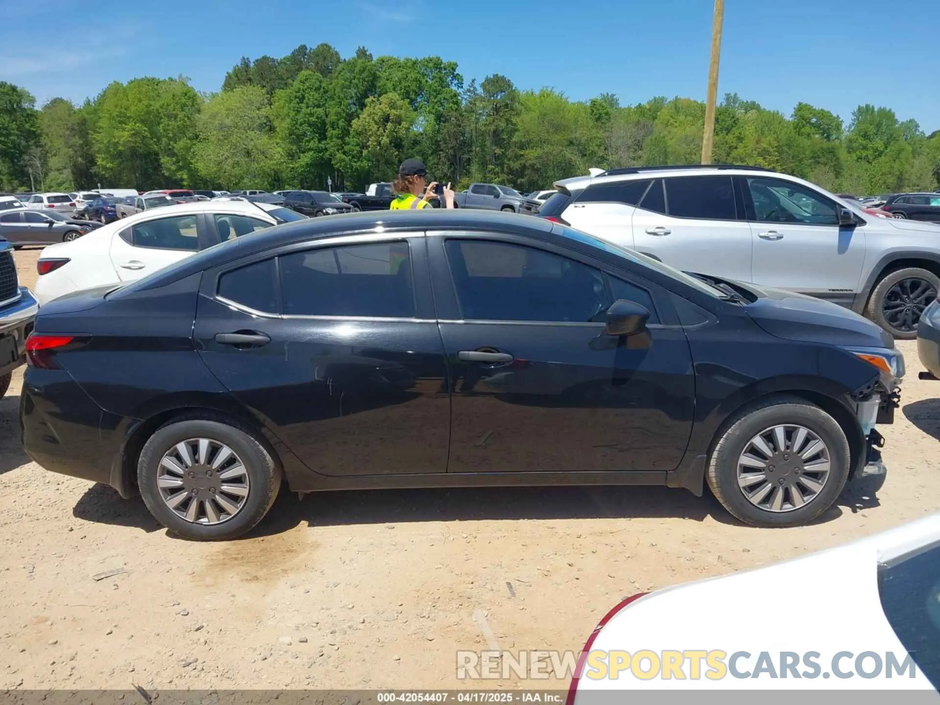 14 Фотография поврежденного автомобиля 3N1CN8BV1ML808553 NISSAN VERSA 2021