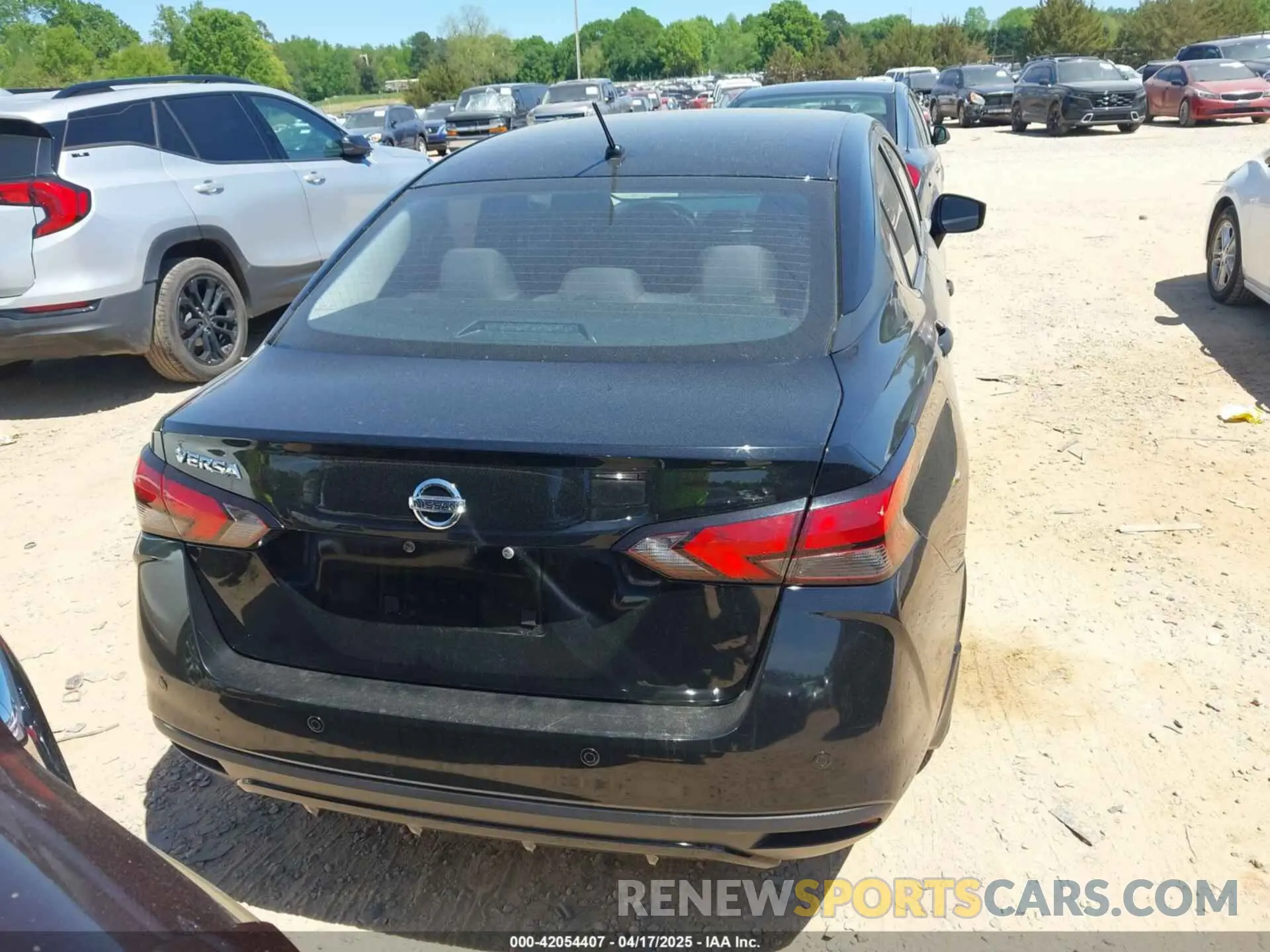 17 Фотография поврежденного автомобиля 3N1CN8BV1ML808553 NISSAN VERSA 2021