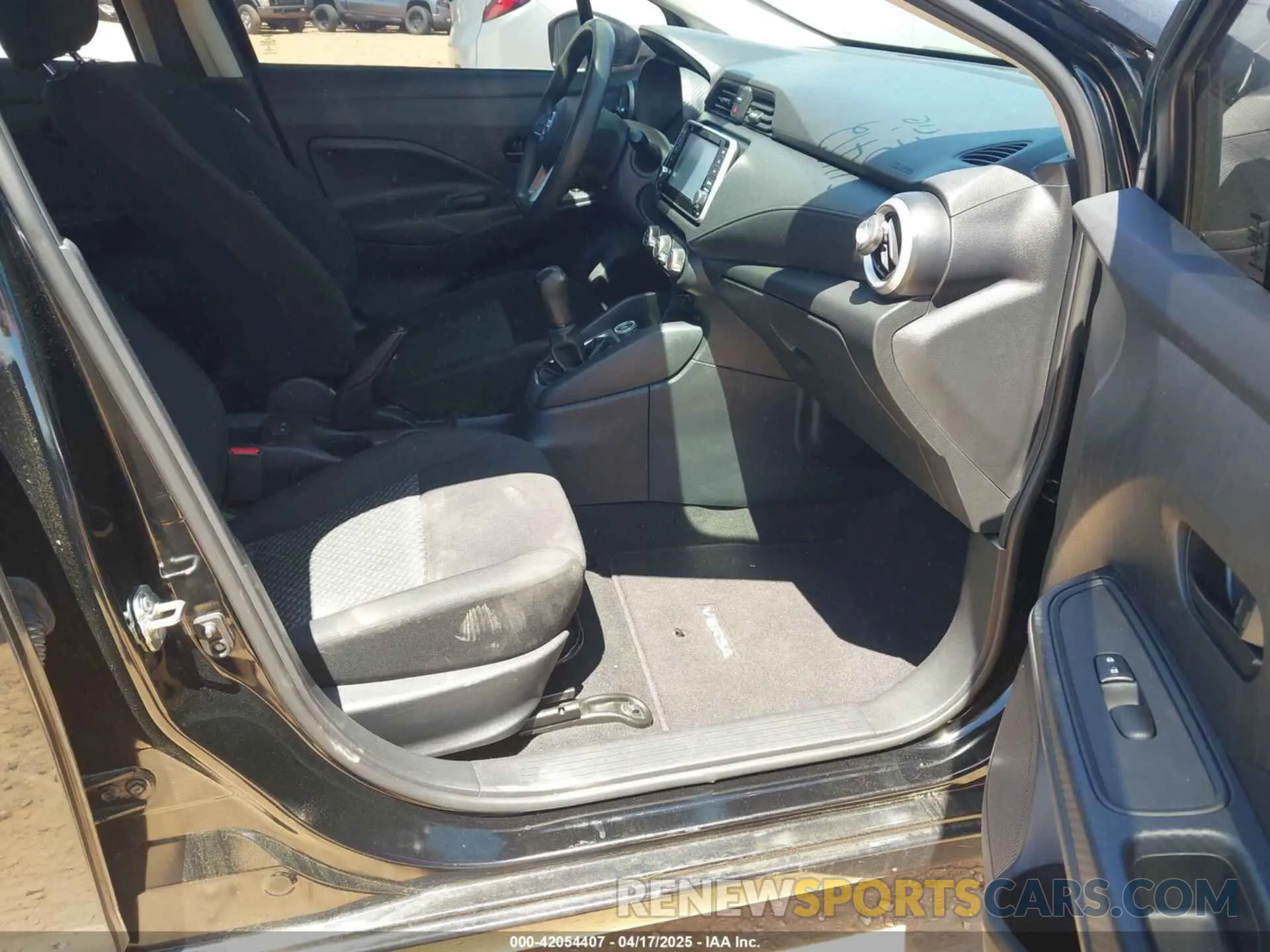 5 Фотография поврежденного автомобиля 3N1CN8BV1ML808553 NISSAN VERSA 2021