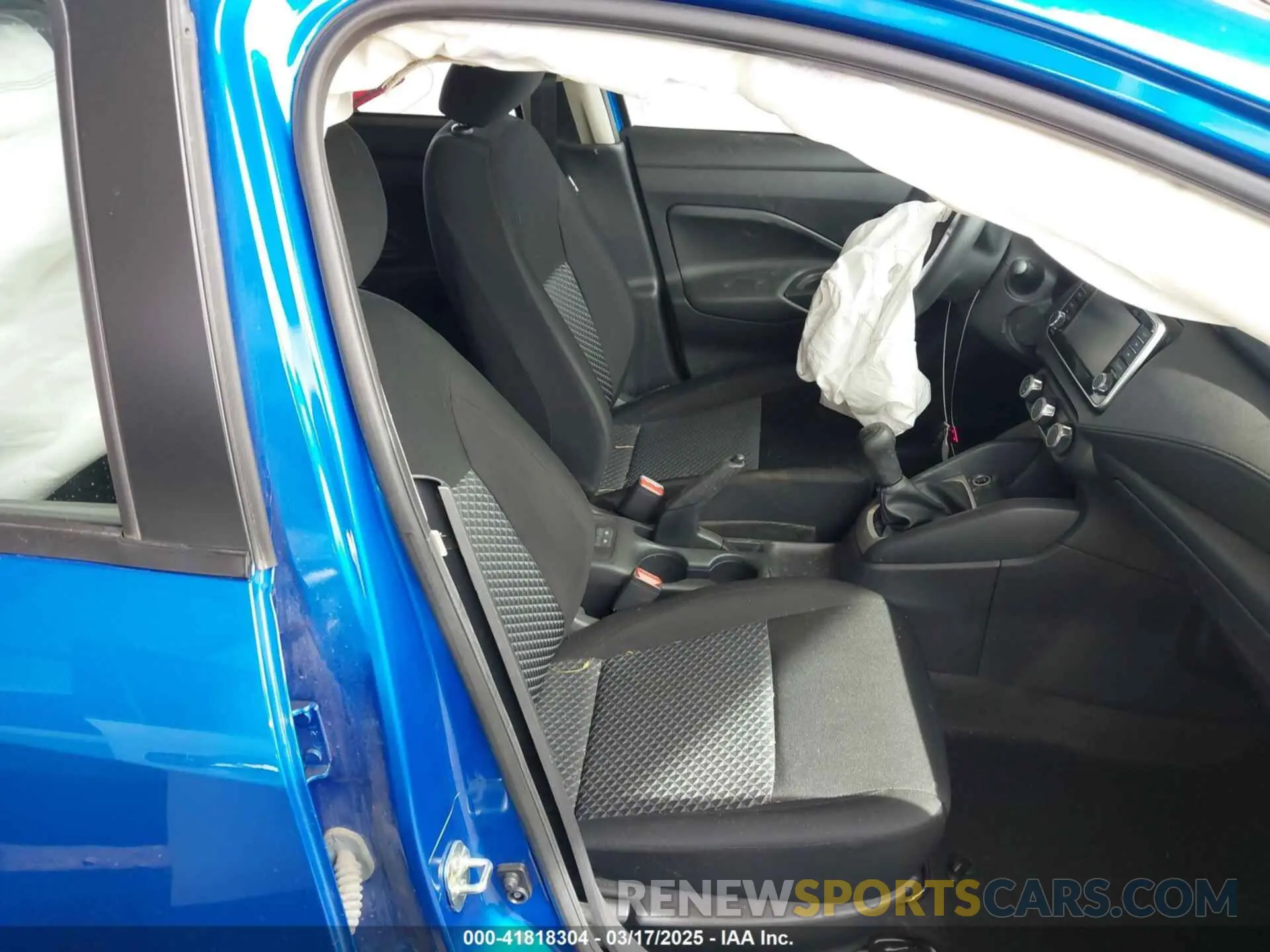 5 Photograph of a damaged car 3N1CN8BV1ML879350 NISSAN VERSA 2021