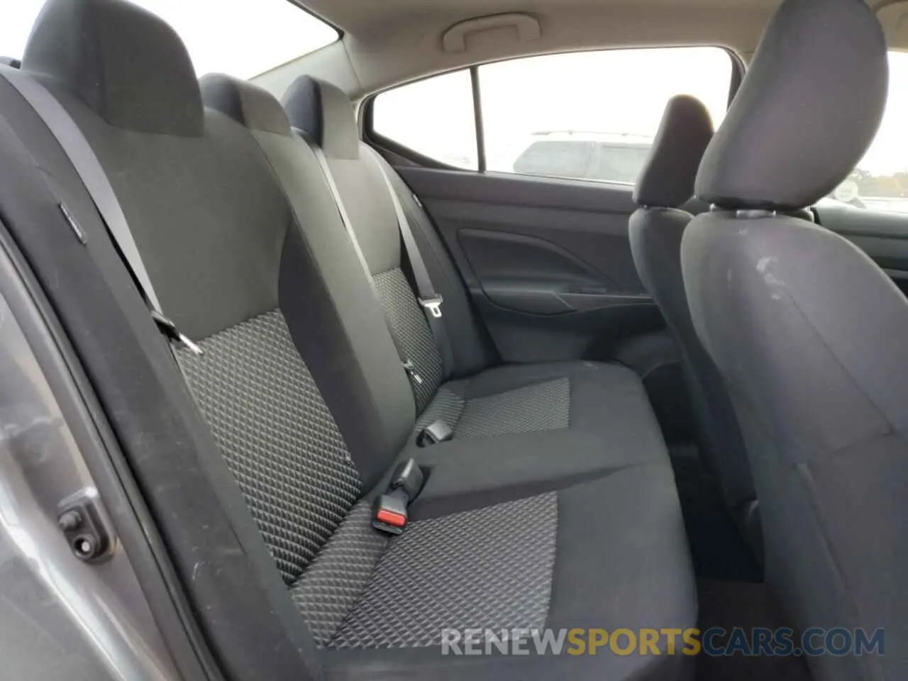11 Фотография поврежденного автомобиля 3N1CN8BVXML818871 NISSAN VERSA 2021