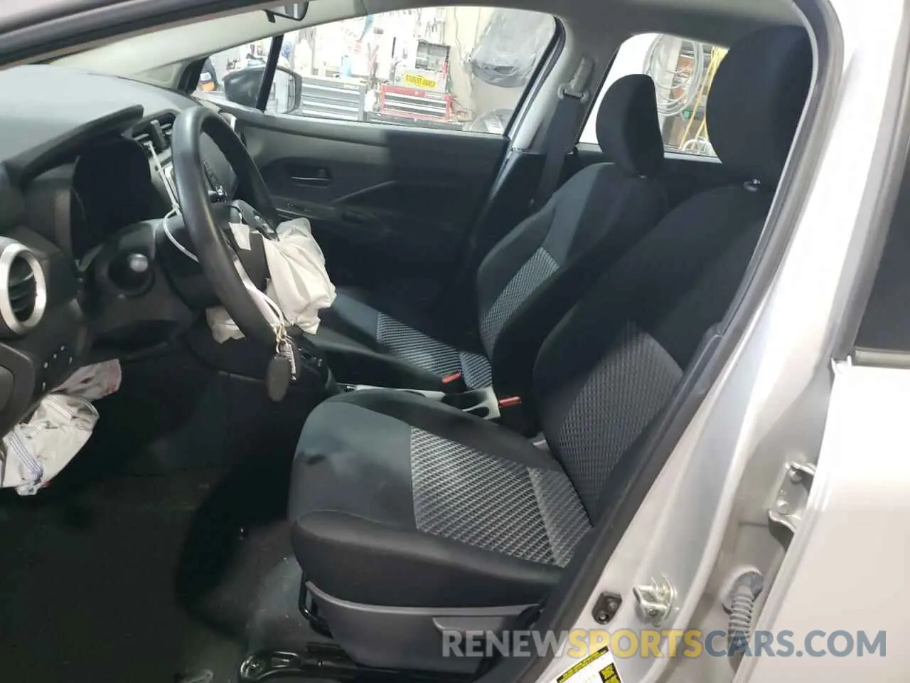 7 Photograph of a damaged car 3N1CN8DV0ML869132 NISSAN VERSA 2021