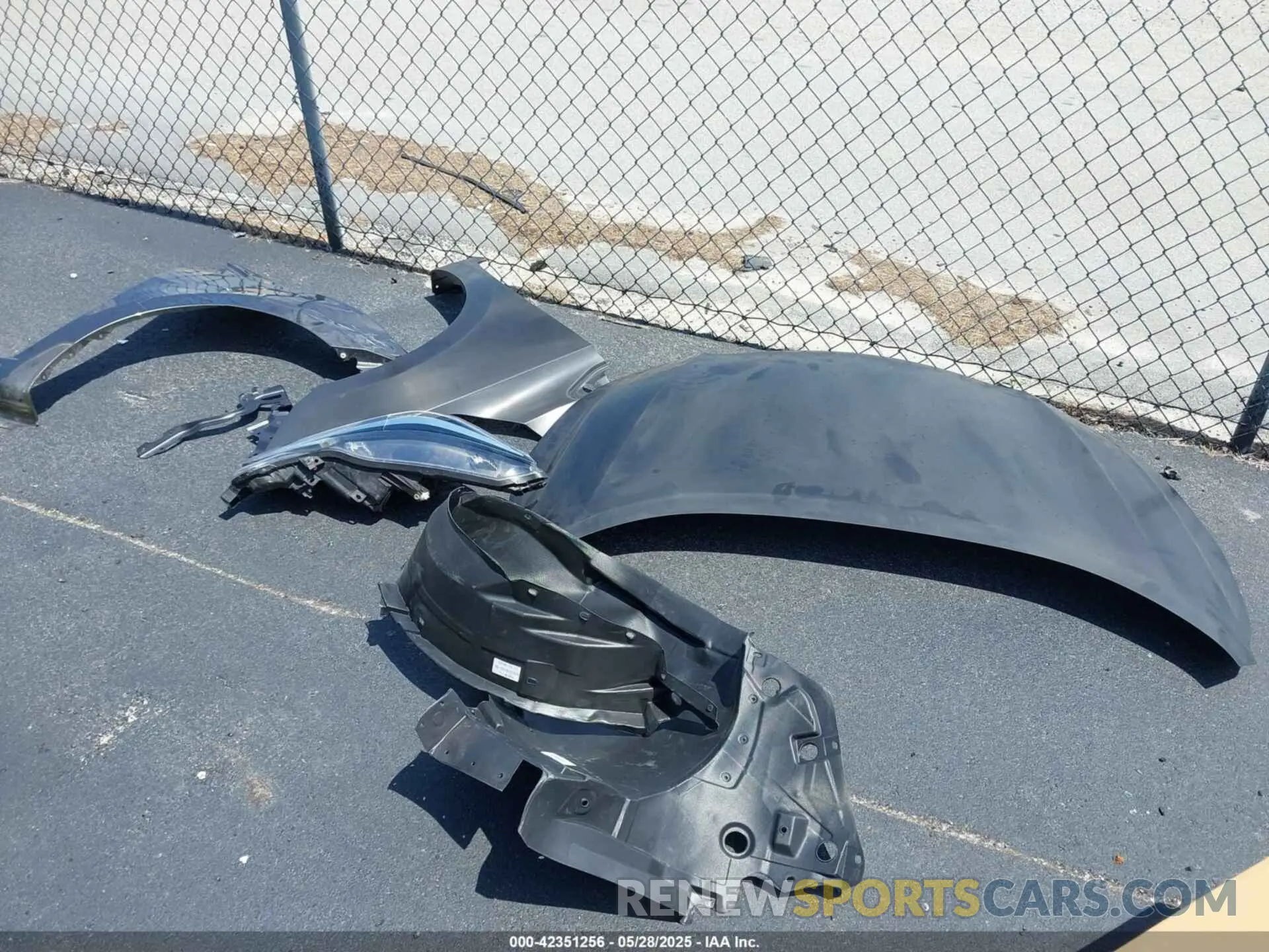 12 Photograph of a damaged car 3N1CN8DV1ML881404 NISSAN VERSA 2021