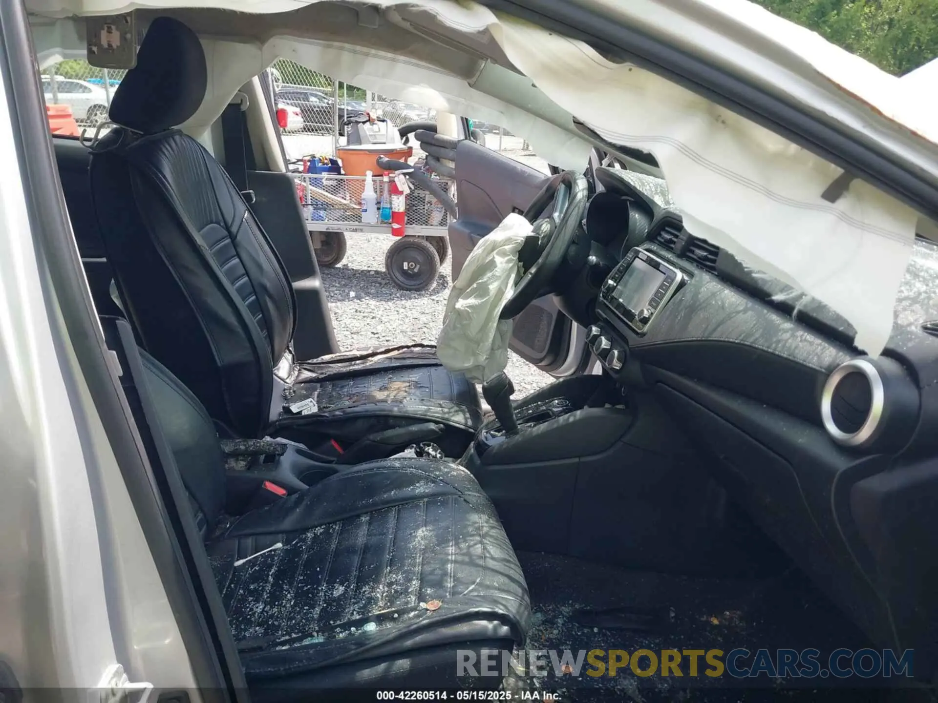 5 Photograph of a damaged car 3N1CN8DV2ML920730 NISSAN VERSA 2021