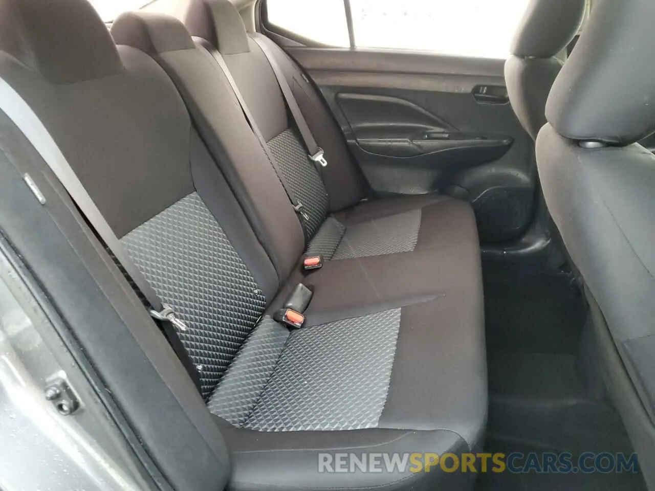 10 Фотография поврежденного автомобиля 3N1CN8DV3ML812228 NISSAN VERSA 2021