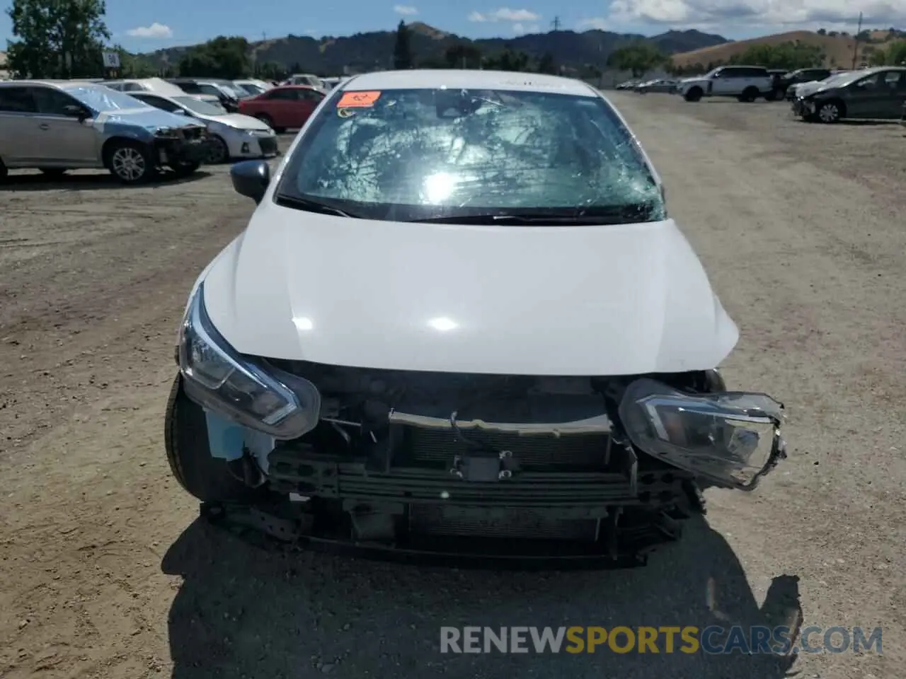 5 Photograph of a damaged car 3N1CN8DV3ML847836 NISSAN VERSA 2021