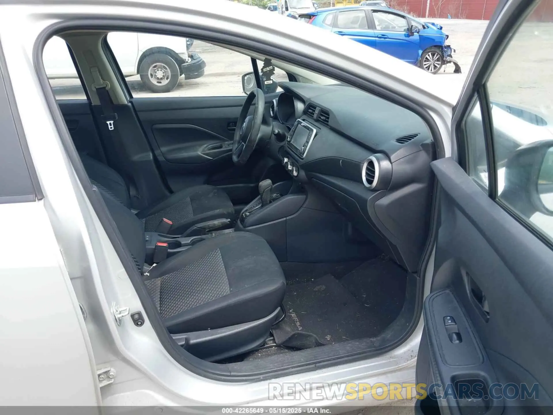 5 Фотография поврежденного автомобиля 3N1CN8DV4ML809483 NISSAN VERSA 2021