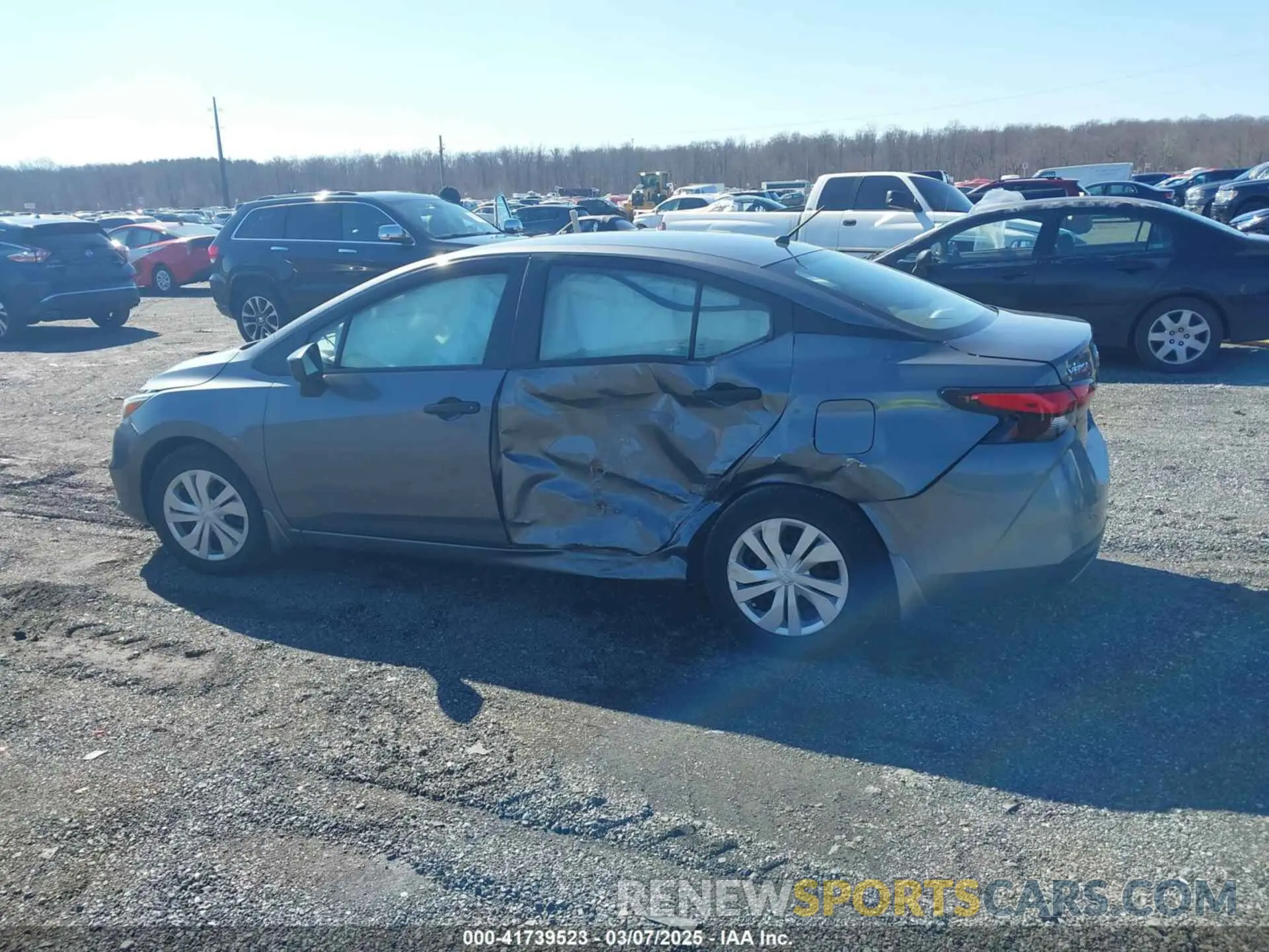 13 Photograph of a damaged car 3N1CN8DV6ML812448 NISSAN VERSA 2021