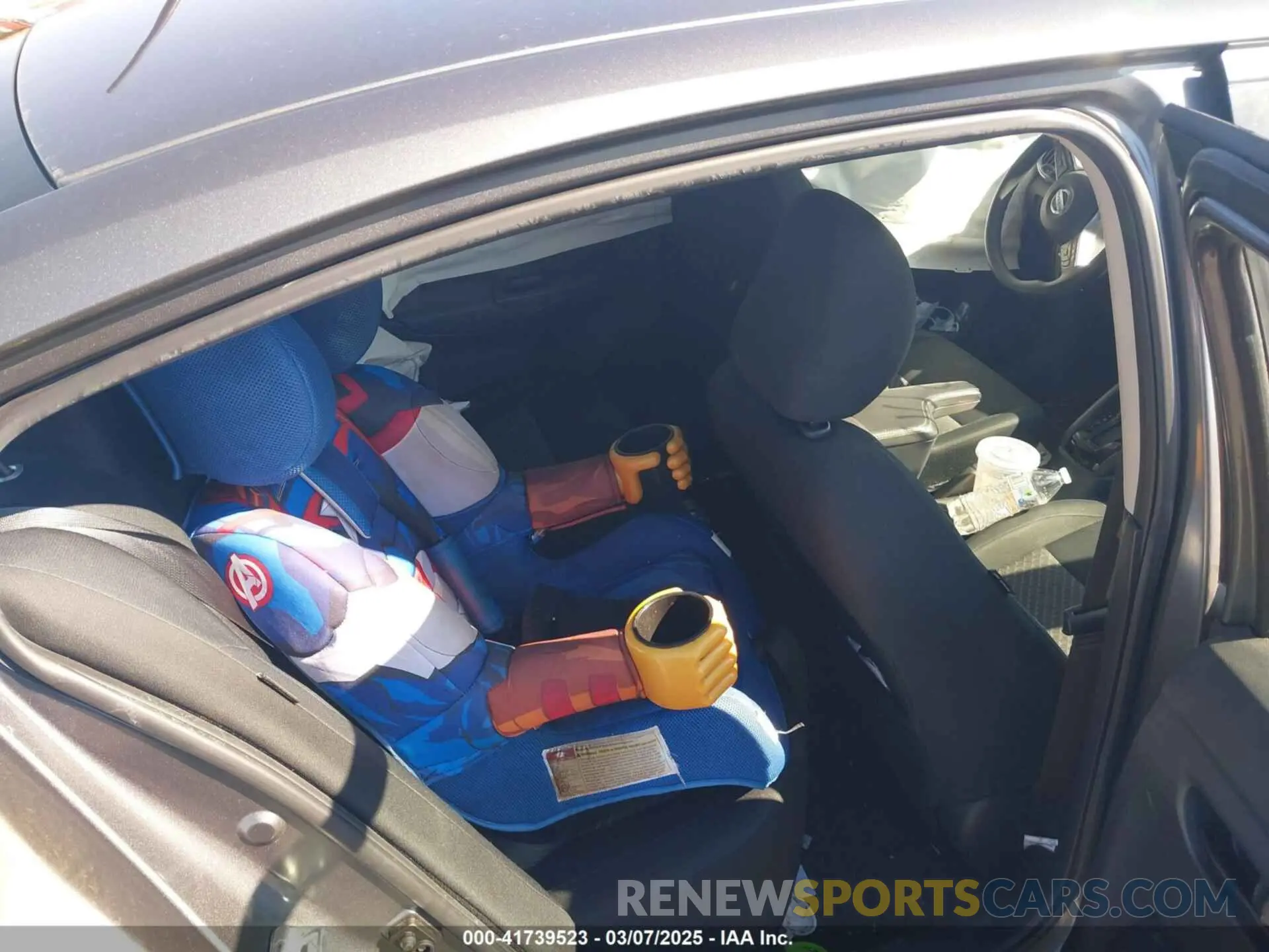8 Photograph of a damaged car 3N1CN8DV6ML812448 NISSAN VERSA 2021