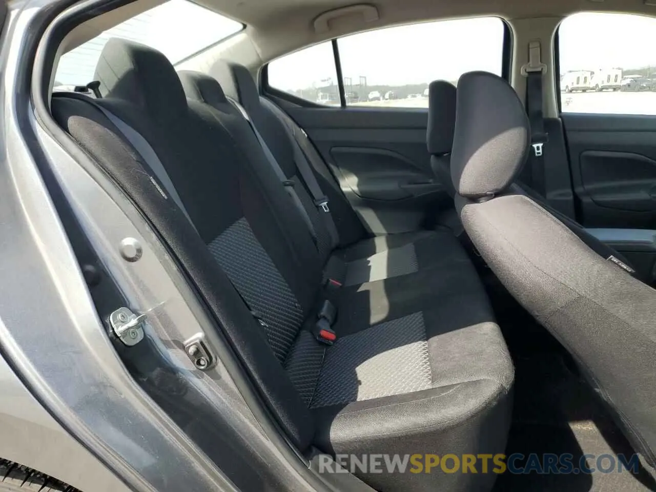 10 Photograph of a damaged car 3N1CN8DV6ML849287 NISSAN VERSA 2021