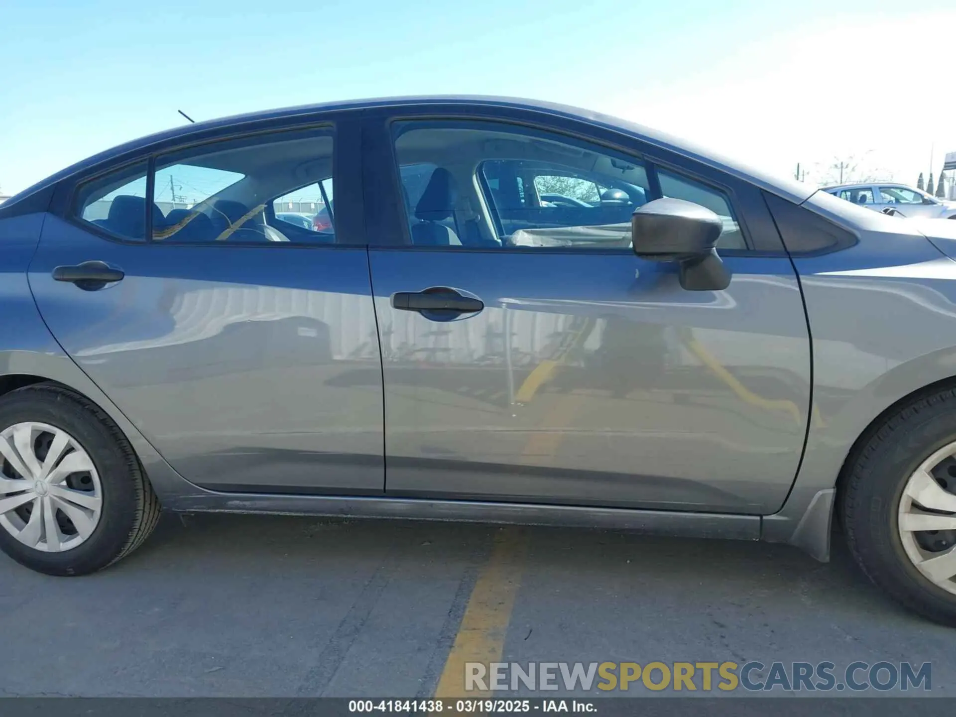 13 Photograph of a damaged car 3N1CN8DV7ML813348 NISSAN VERSA 2021