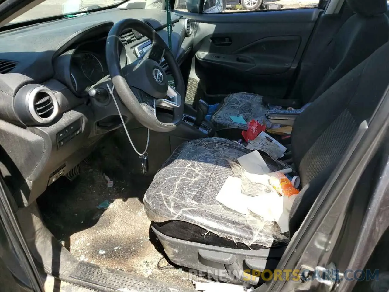 7 Photograph of a damaged car 3N1CN8DV8ML850487 NISSAN VERSA 2021