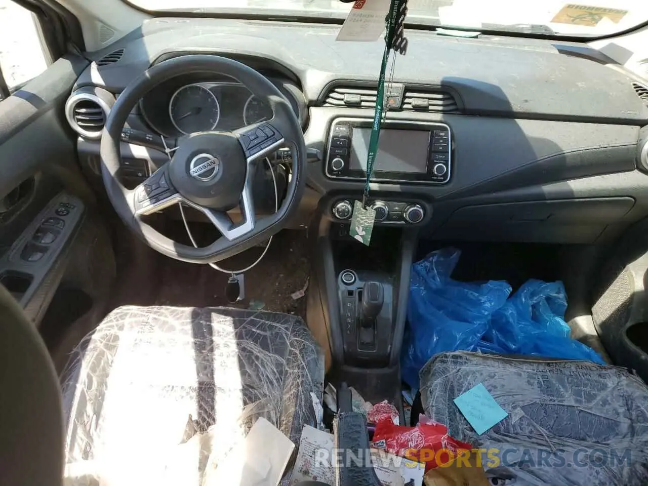 8 Photograph of a damaged car 3N1CN8DV8ML850487 NISSAN VERSA 2021