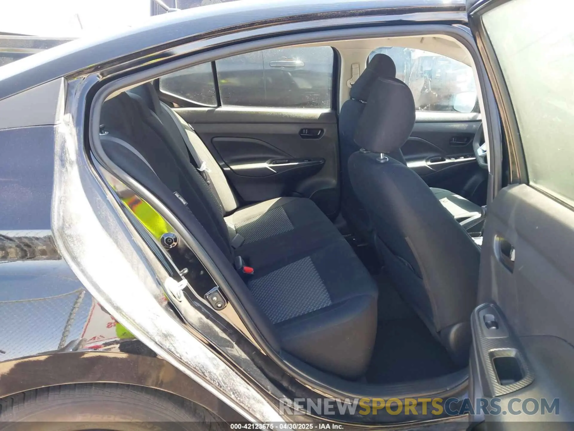 8 Photograph of a damaged car 3N1CN8DV9ML921096 NISSAN VERSA 2021