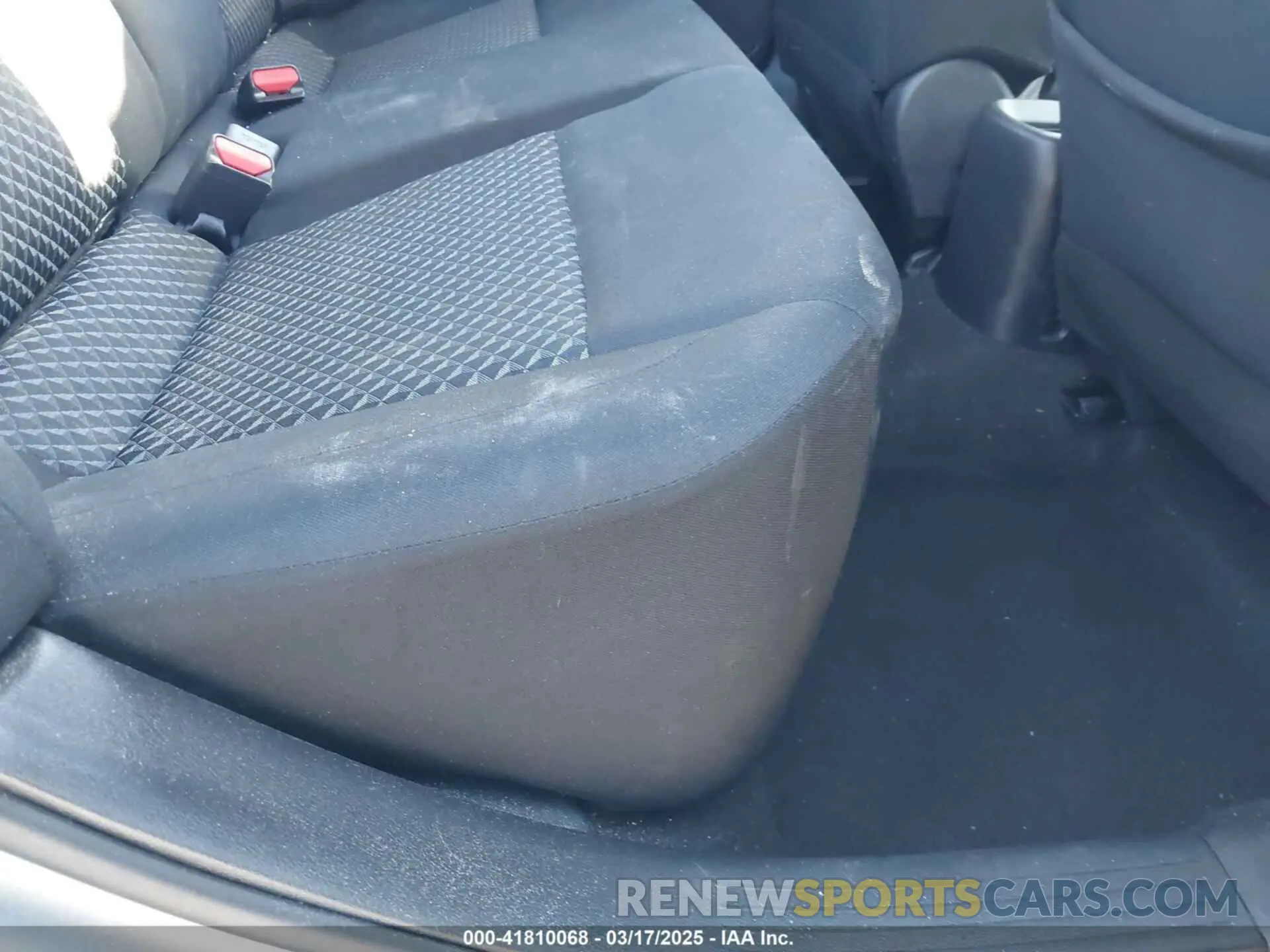 8 Photograph of a damaged car 3N1CN8DVXML917378 NISSAN VERSA 2021