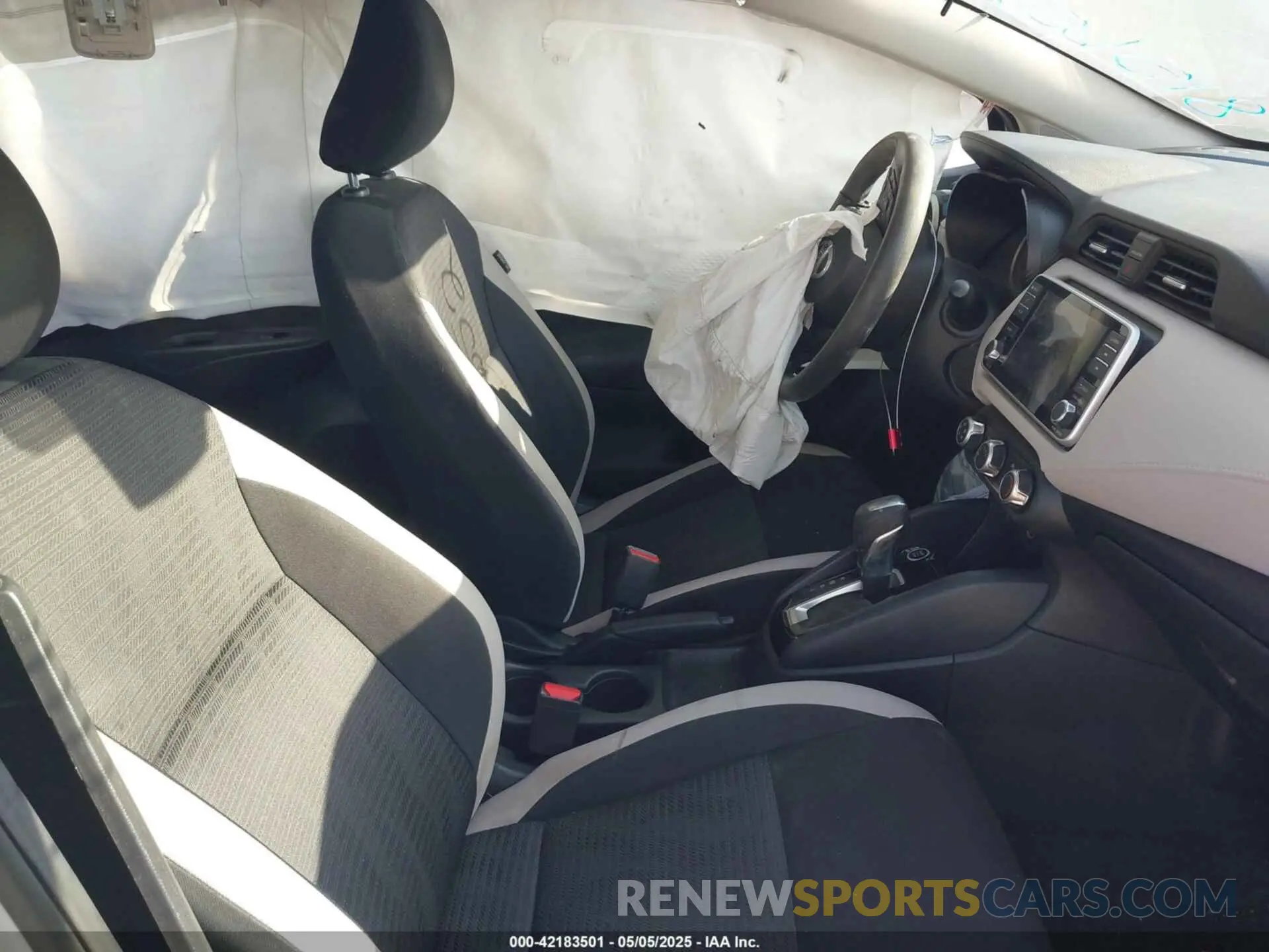 5 Фотография поврежденного автомобиля 3N1CN8EV0ML815652 NISSAN VERSA 2021