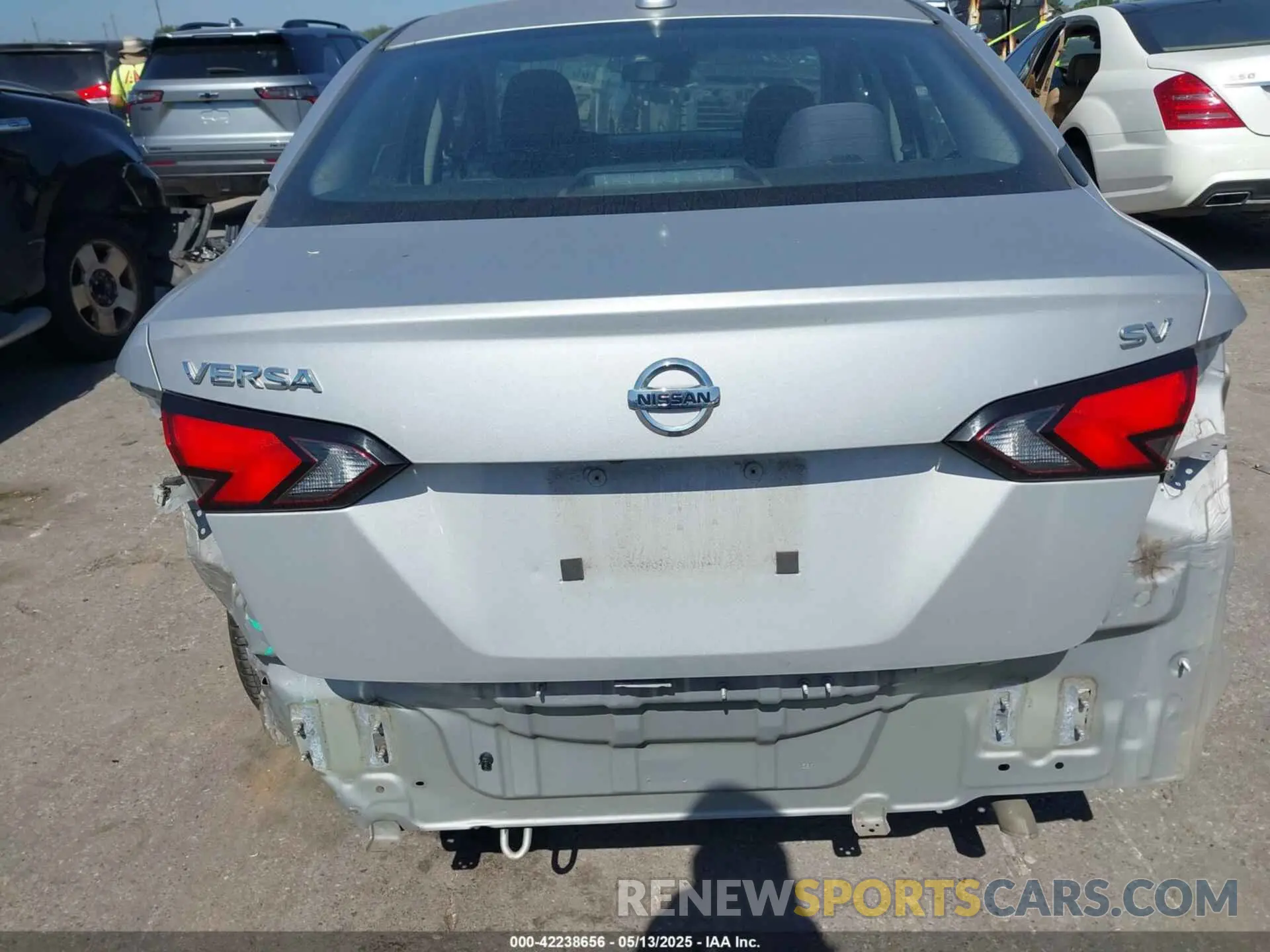 16 Photograph of a damaged car 3N1CN8EV0ML823119 NISSAN VERSA 2021