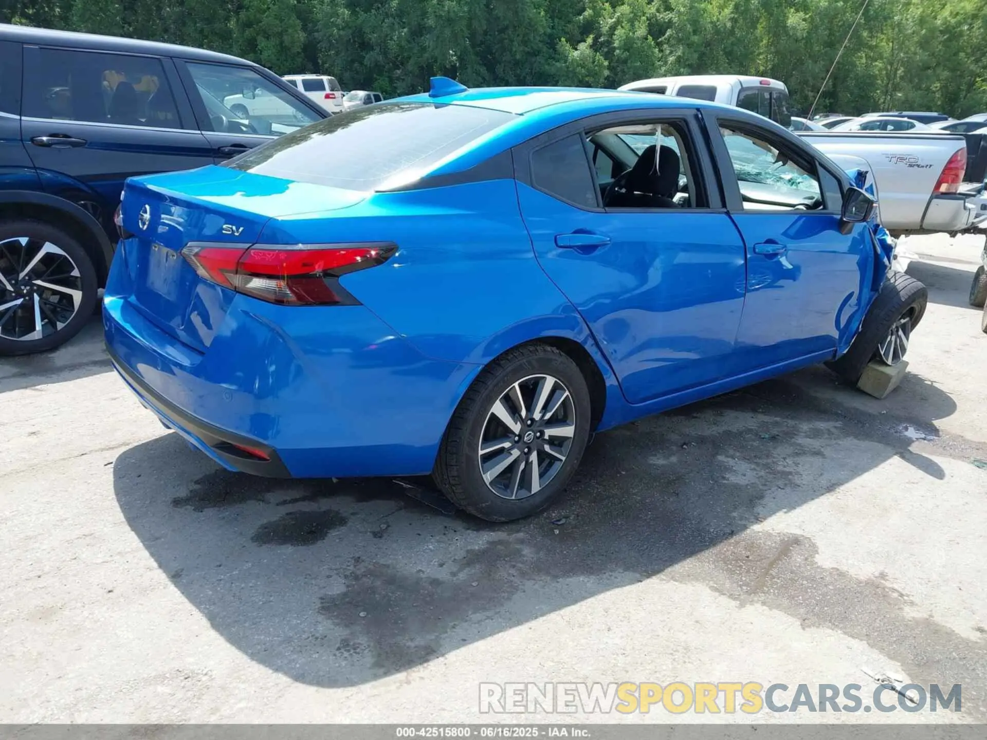 4 Photograph of a damaged car 3N1CN8EV0ML833116 NISSAN VERSA 2021