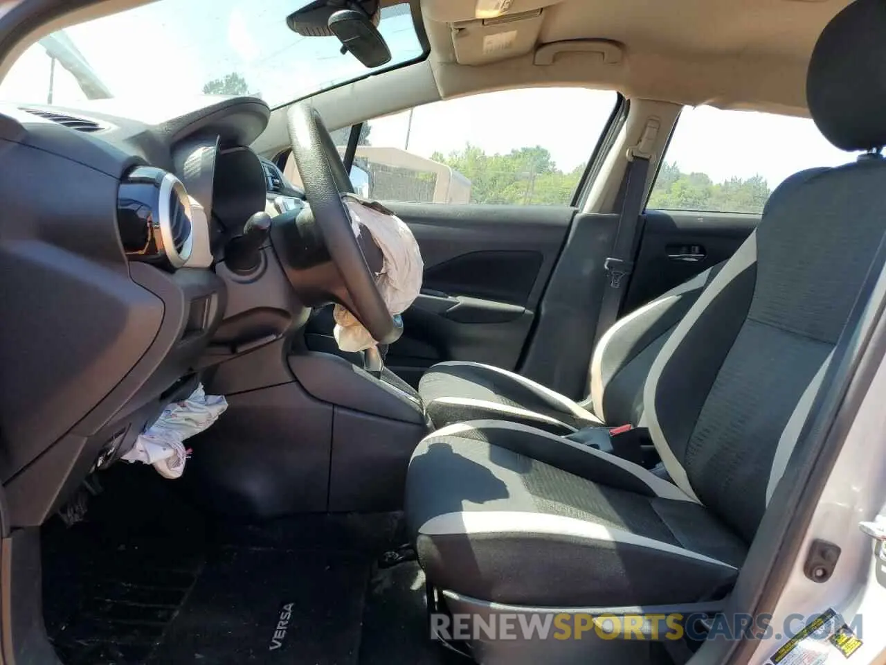 7 Photograph of a damaged car 3N1CN8EV0ML856587 NISSAN VERSA 2021