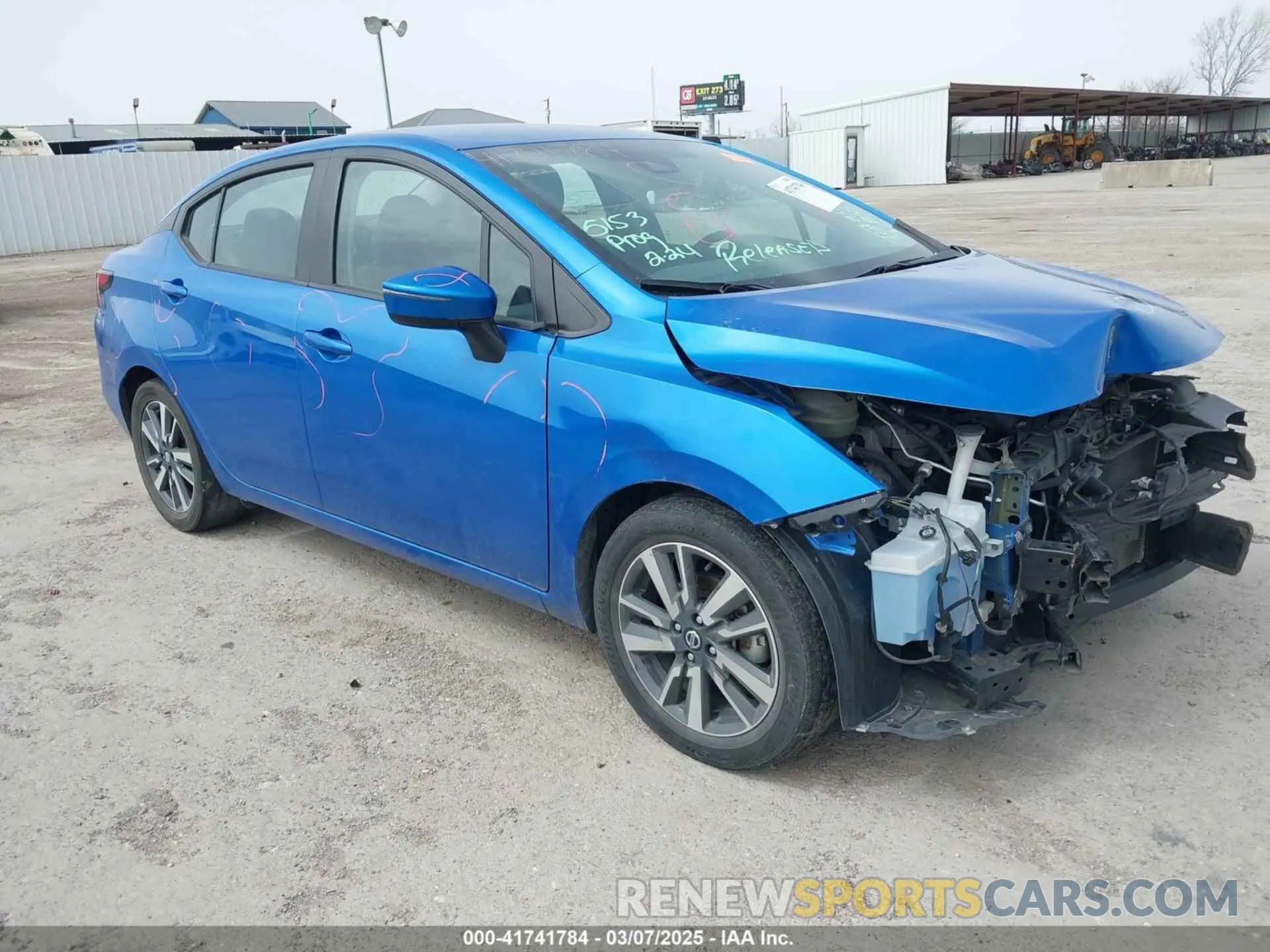 1 Photograph of a damaged car 3N1CN8EV0ML872935 NISSAN VERSA 2021