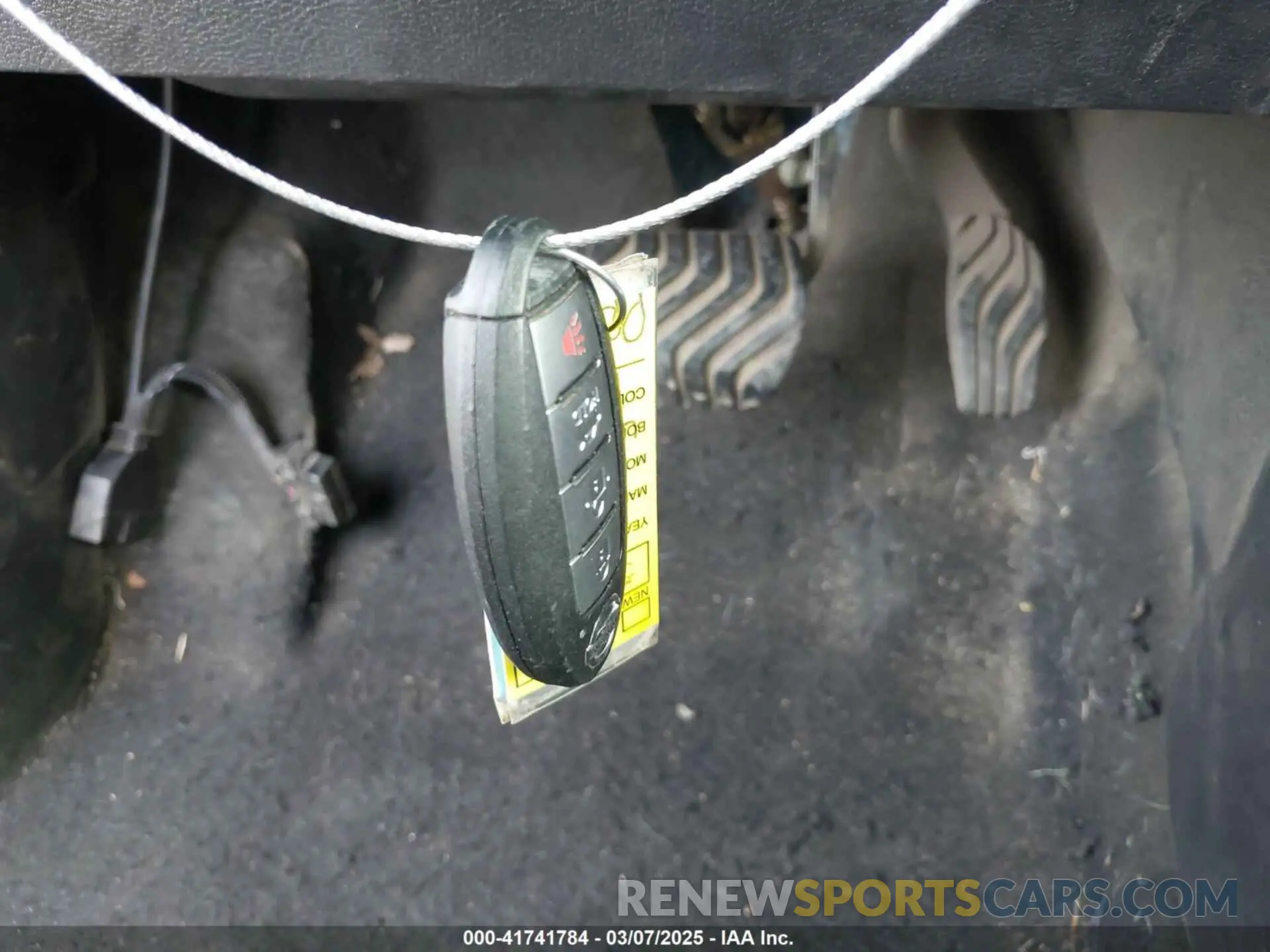 11 Photograph of a damaged car 3N1CN8EV0ML872935 NISSAN VERSA 2021