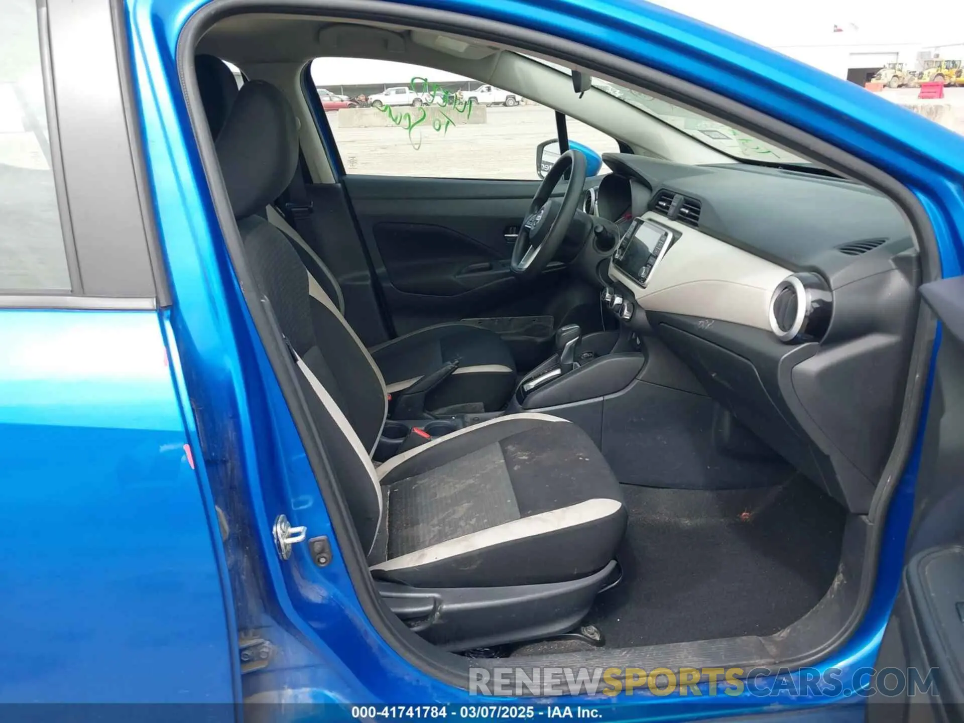 5 Photograph of a damaged car 3N1CN8EV0ML872935 NISSAN VERSA 2021