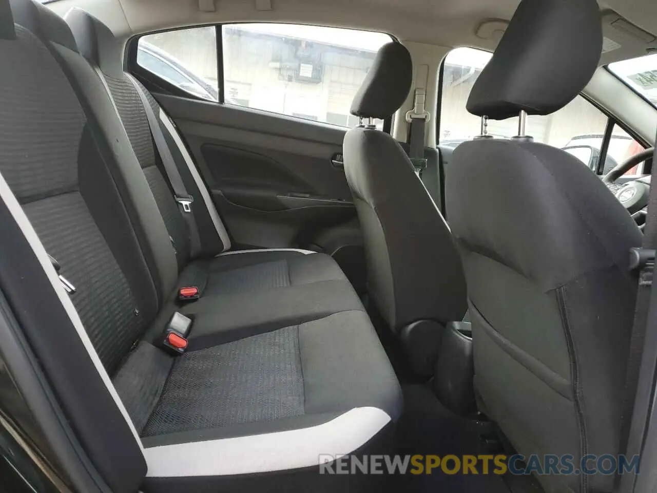 11 Photograph of a damaged car 3N1CN8EV0ML924743 NISSAN VERSA 2021