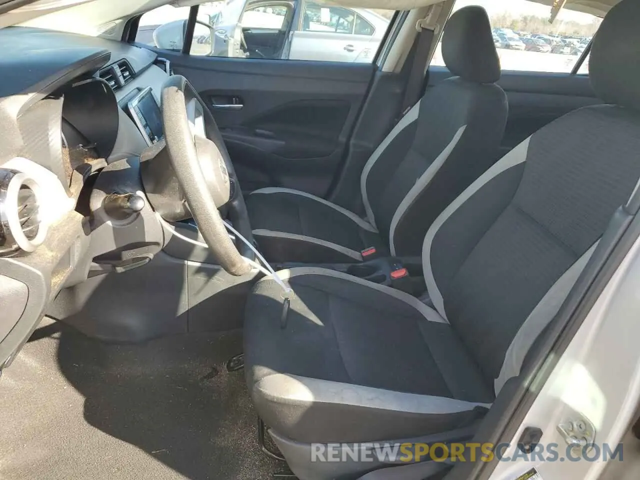 7 Photograph of a damaged car 3N1CN8EV1ML809746 NISSAN VERSA 2021