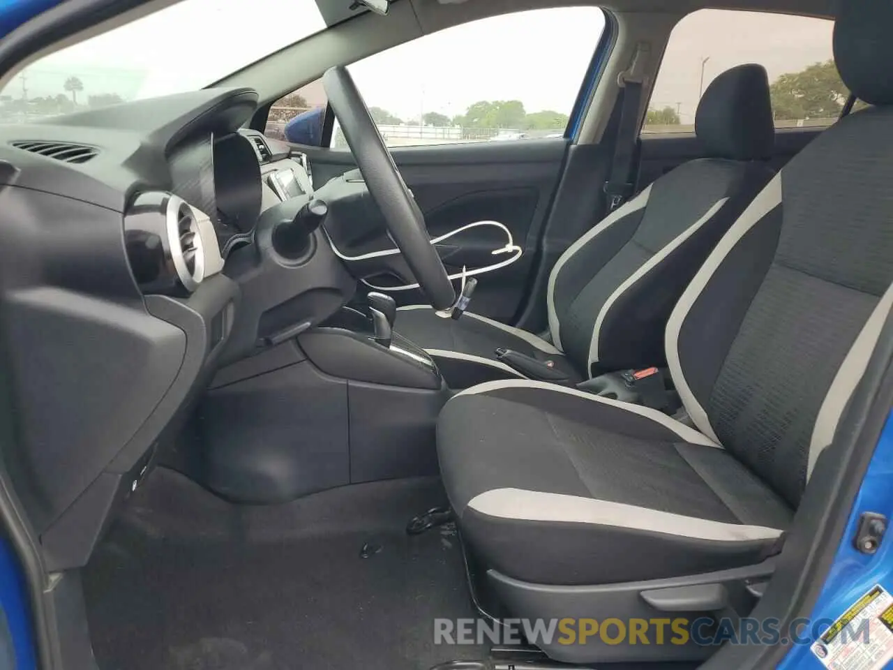 7 Photograph of a damaged car 3N1CN8EV1ML876282 NISSAN VERSA 2021