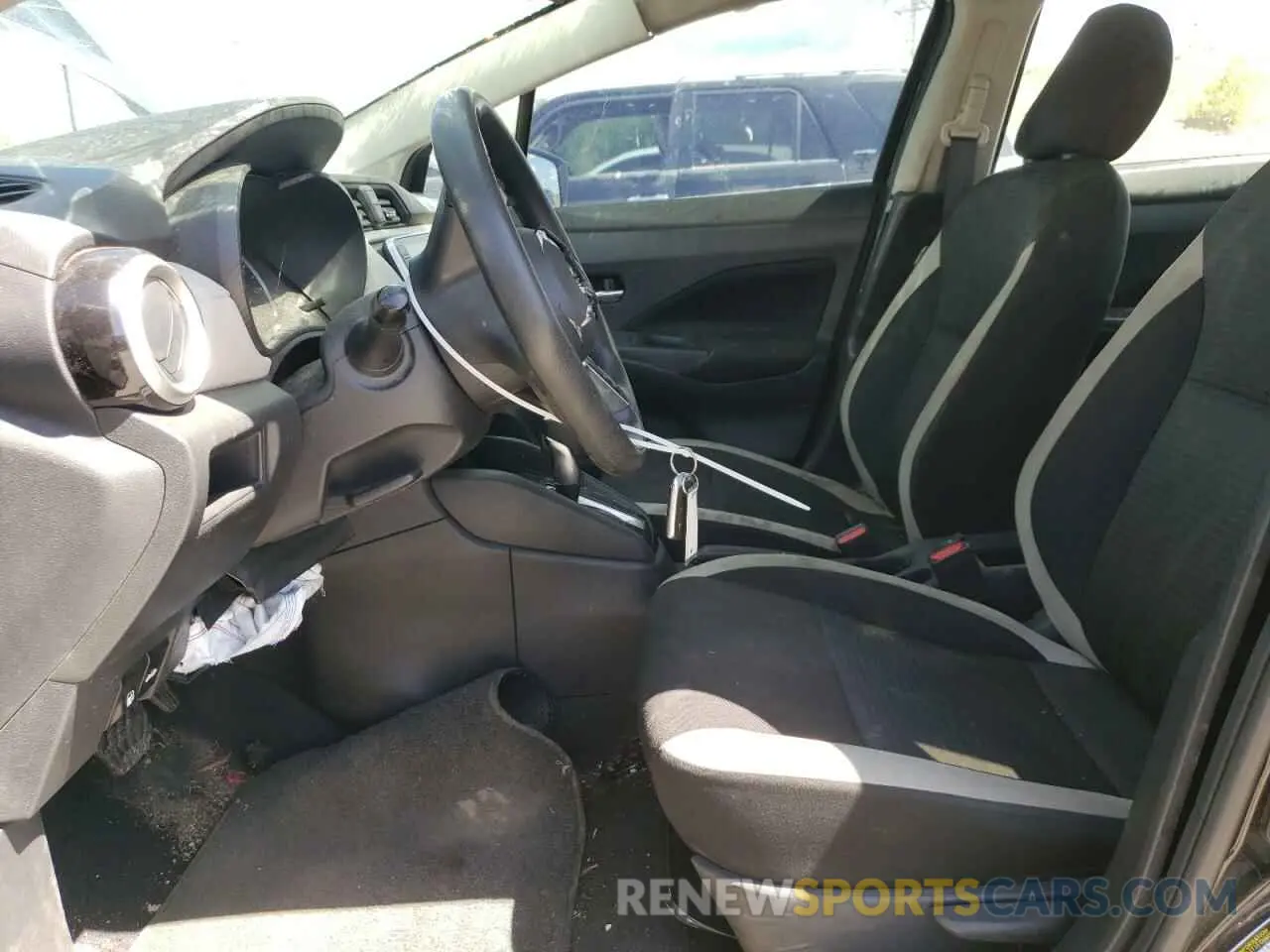 7 Photograph of a damaged car 3N1CN8EV1ML878646 NISSAN VERSA 2021