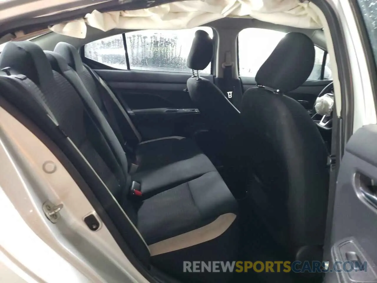 10 Фотография поврежденного автомобиля 3N1CN8EV2ML852847 NISSAN VERSA 2021