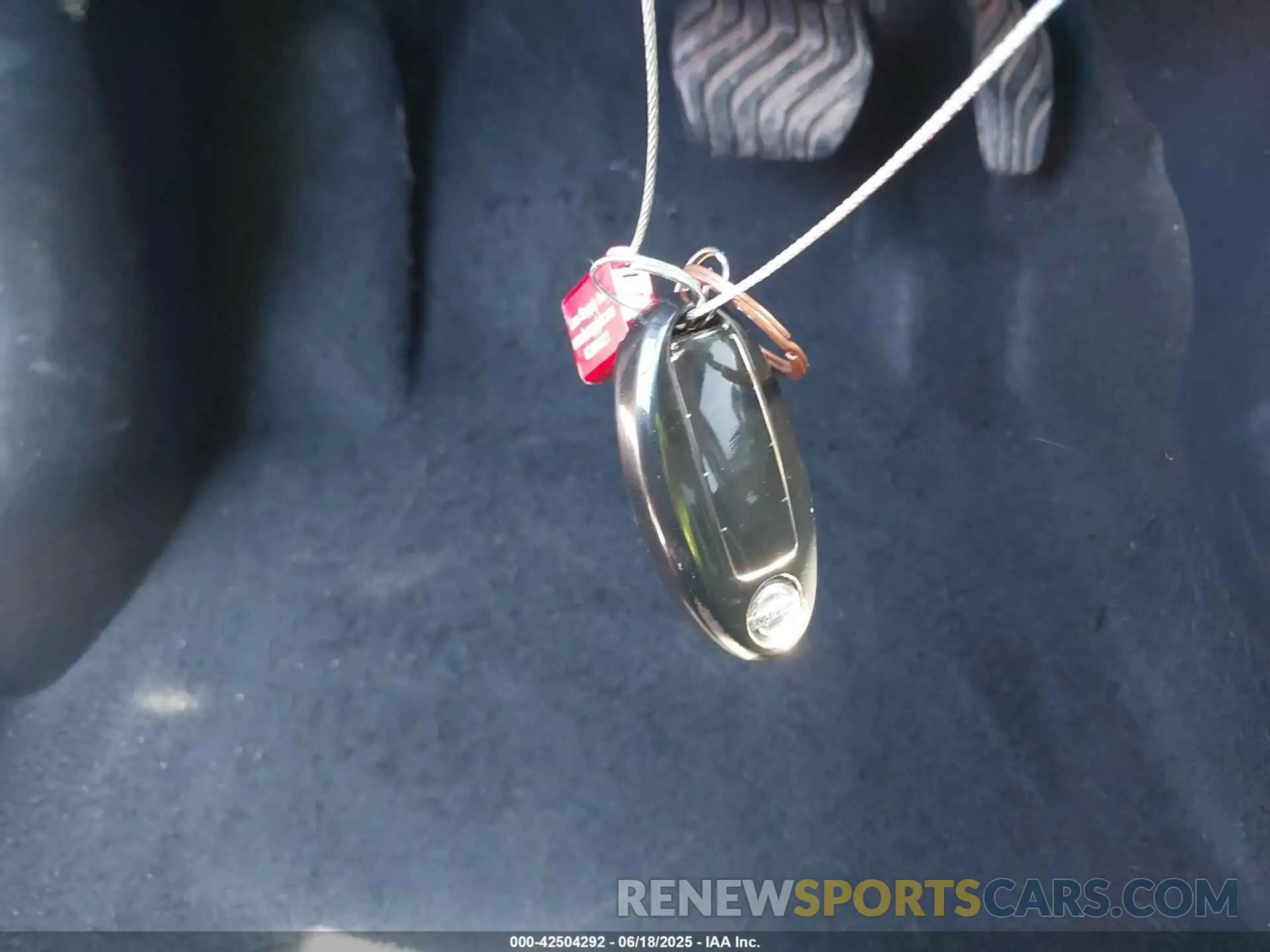 11 Фотография поврежденного автомобиля 3N1CN8EV2ML857305 NISSAN VERSA 2021