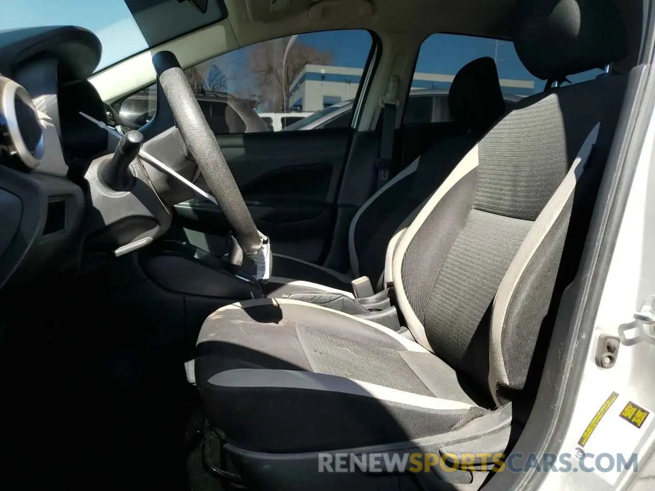 7 Photograph of a damaged car 3N1CN8EV2ML872869 NISSAN VERSA 2021