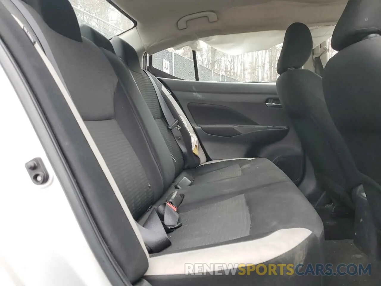 10 Фотография поврежденного автомобиля 3N1CN8EV3ML835829 NISSAN VERSA 2021