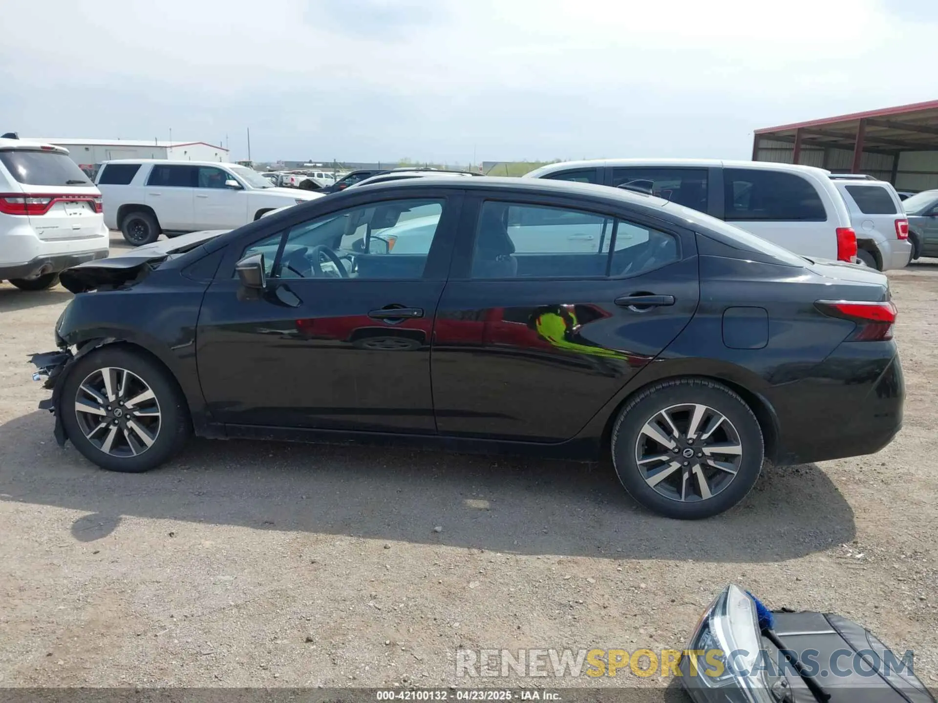 15 Photograph of a damaged car 3N1CN8EV3ML851240 NISSAN VERSA 2021