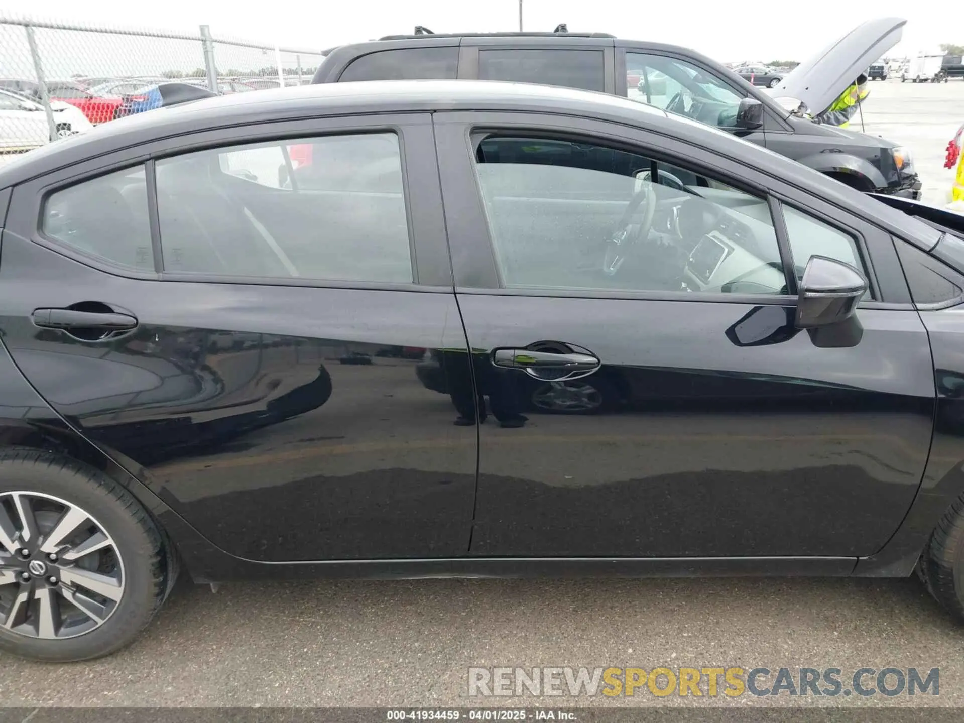 14 Photograph of a damaged car 3N1CN8EV3ML851349 NISSAN VERSA 2021