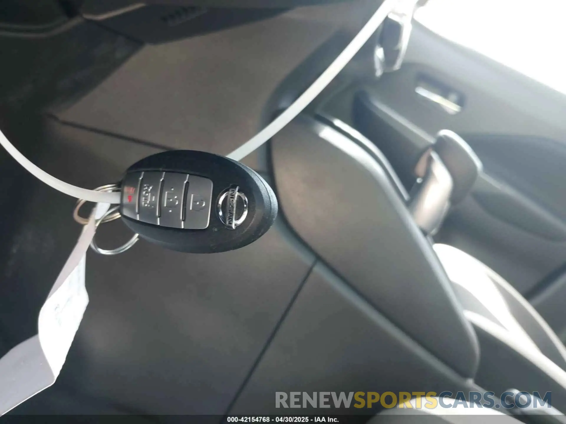 11 Фотография поврежденного автомобиля 3N1CN8EV3ML889650 NISSAN VERSA 2021