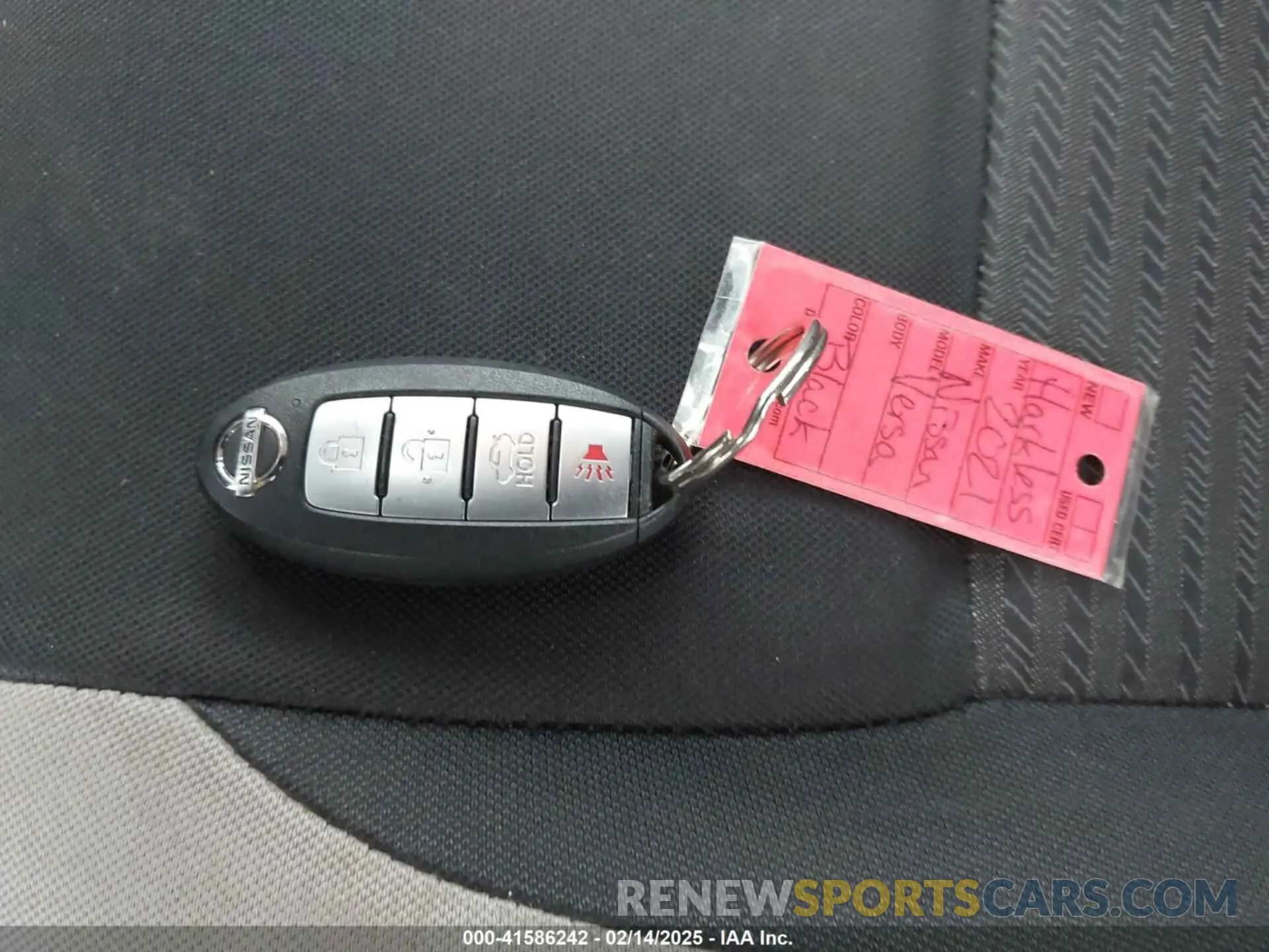 11 Photograph of a damaged car 3N1CN8EV4ML821650 NISSAN VERSA 2021