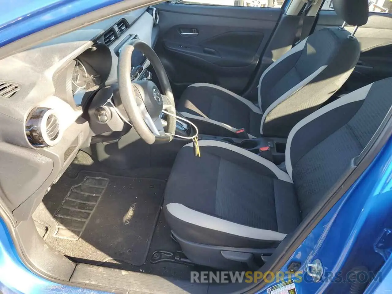 7 Photograph of a damaged car 3N1CN8EV4ML866846 NISSAN VERSA 2021