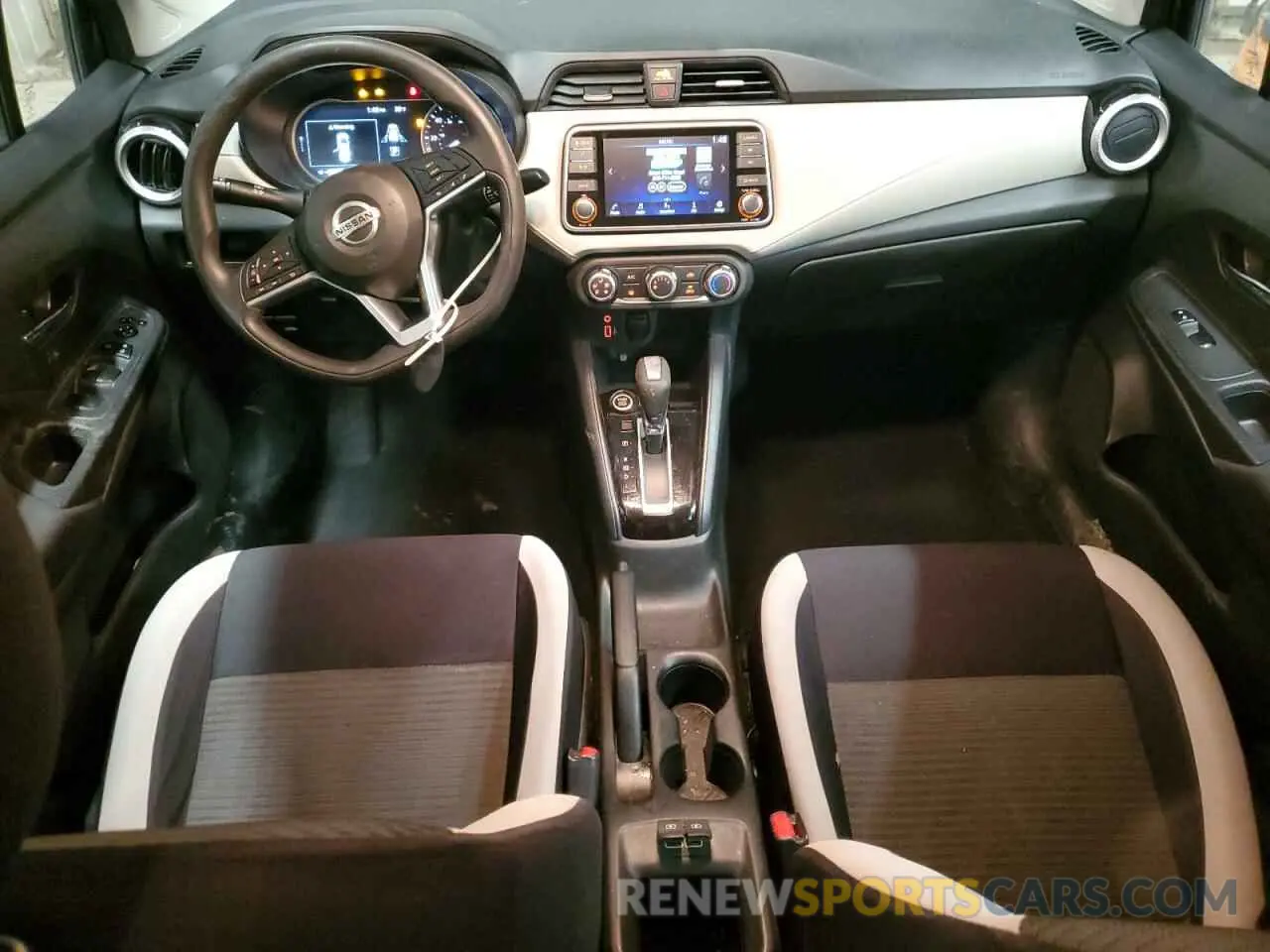 8 Photograph of a damaged car 3N1CN8EV5ML810429 NISSAN VERSA 2021