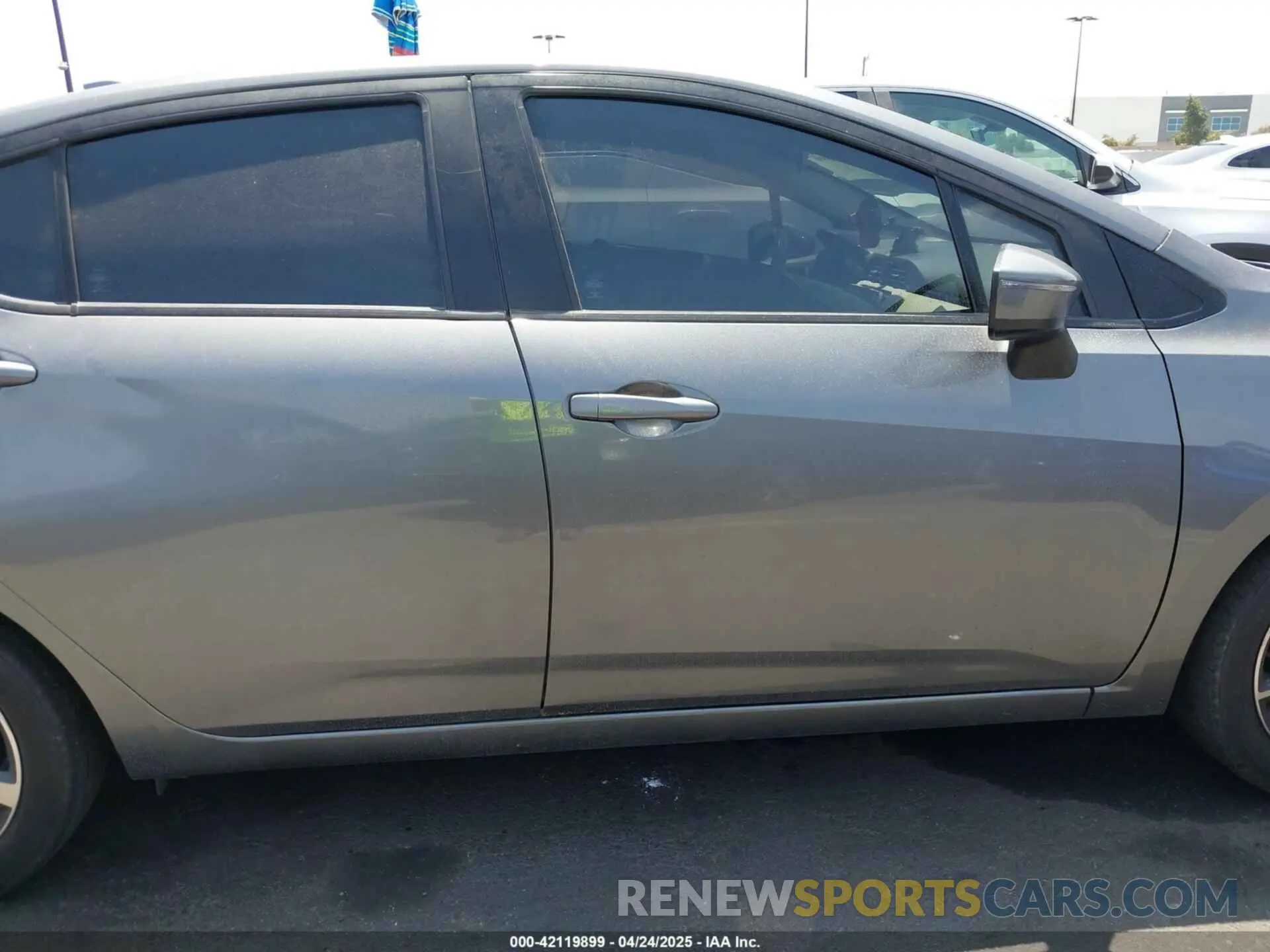 14 Photograph of a damaged car 3N1CN8EV5ML826677 NISSAN VERSA 2021
