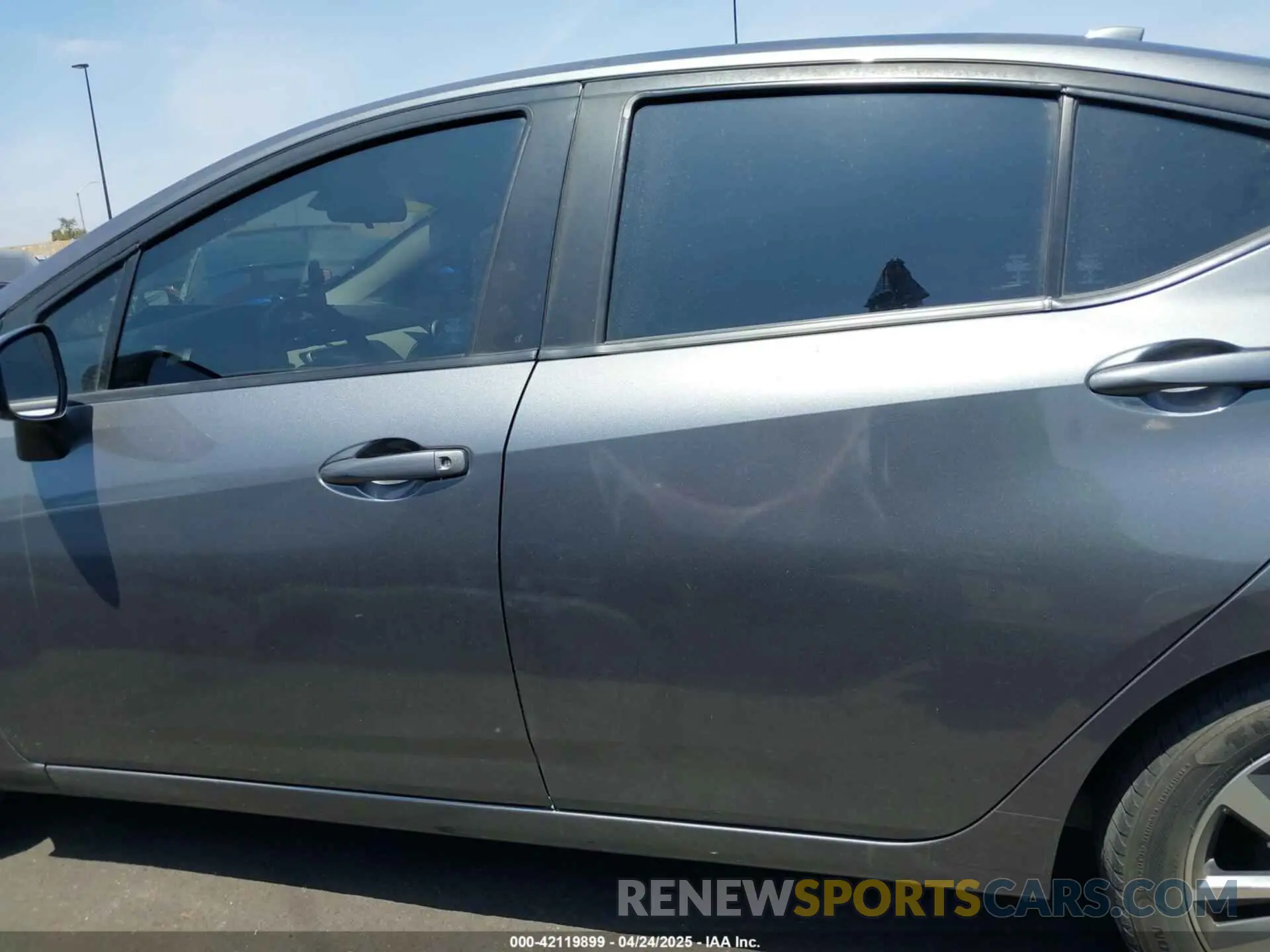 15 Photograph of a damaged car 3N1CN8EV5ML826677 NISSAN VERSA 2021