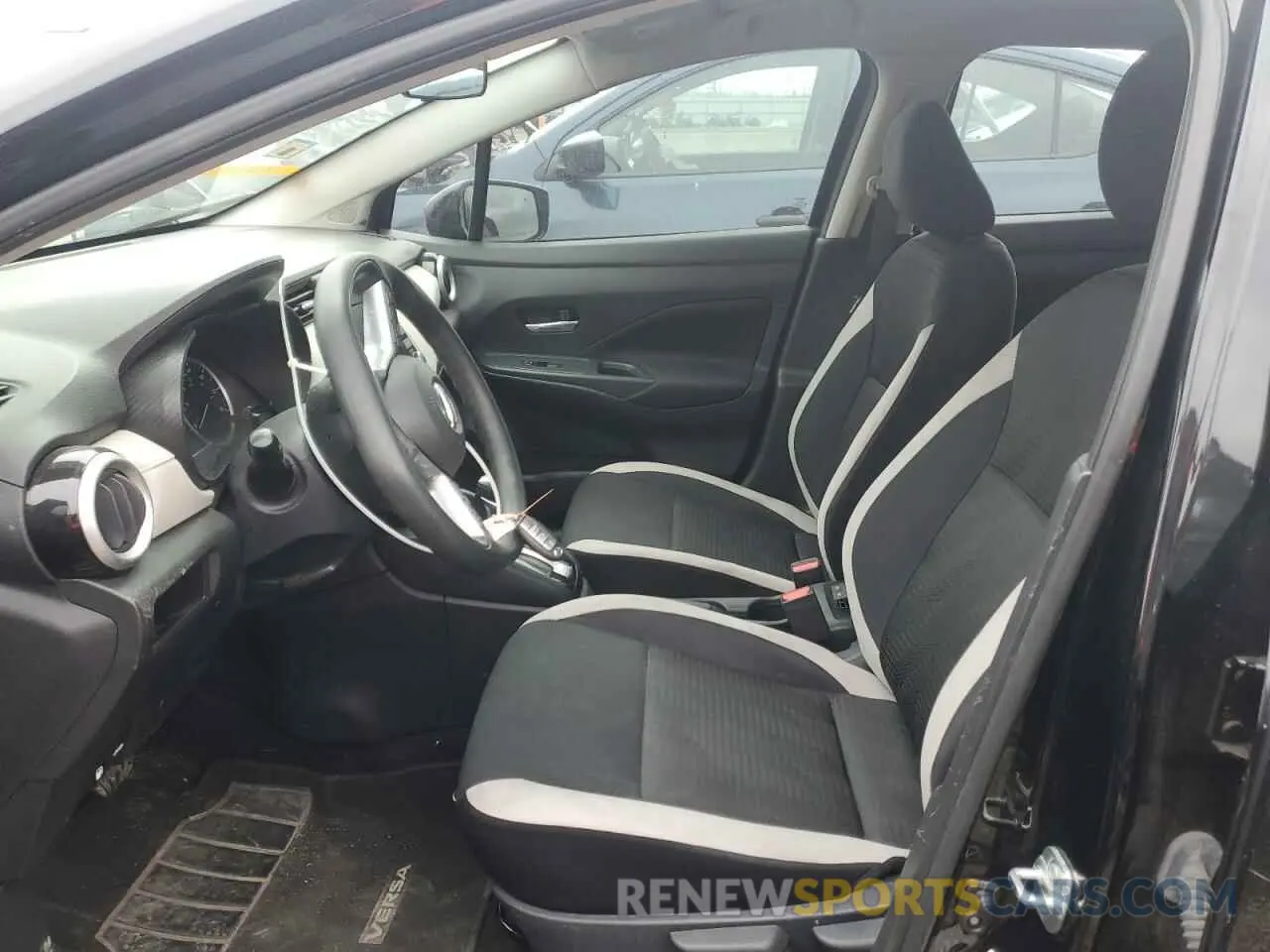 7 Photograph of a damaged car 3N1CN8EV5ML832186 NISSAN VERSA 2021