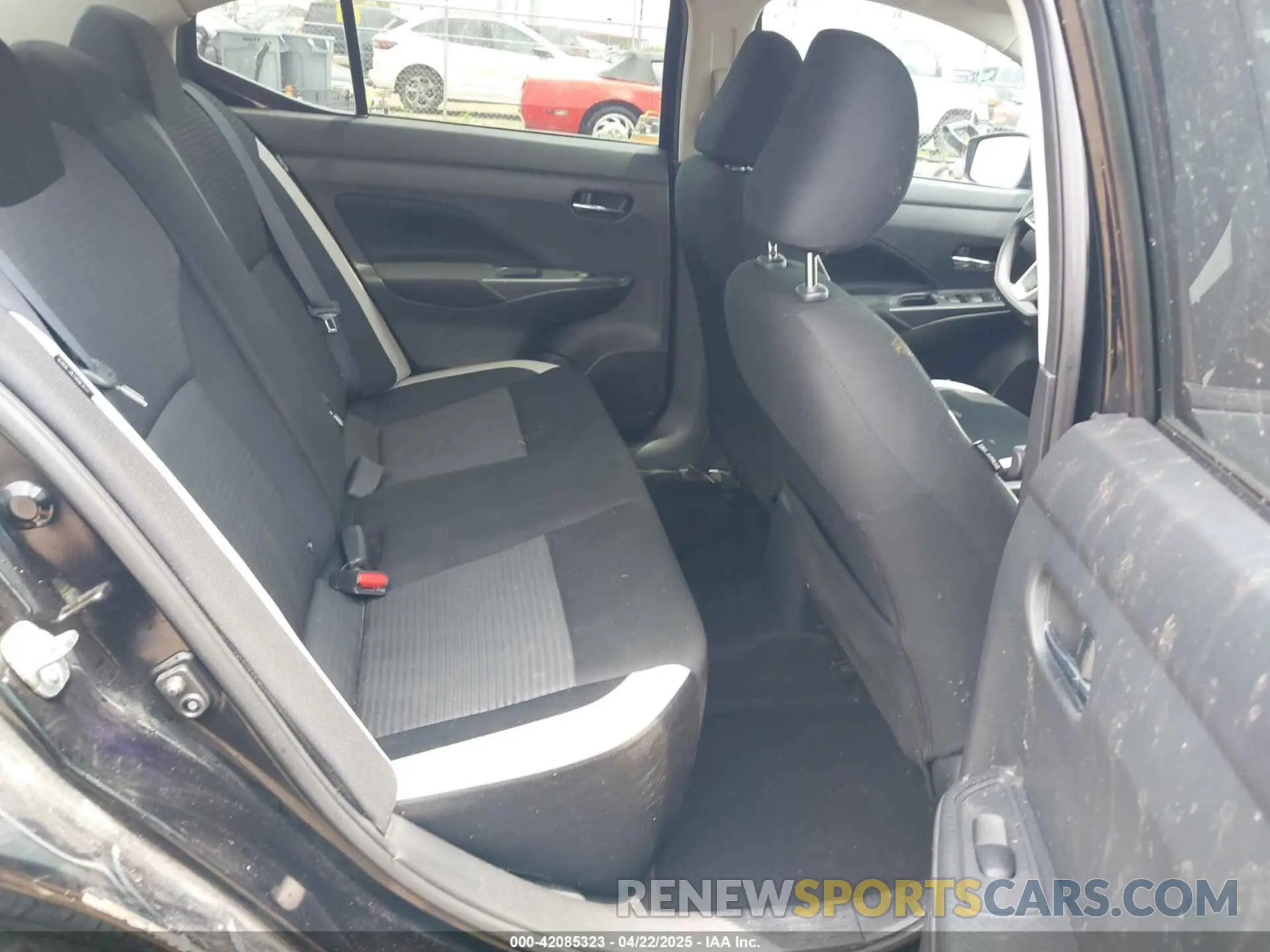 8 Photograph of a damaged car 3N1CN8EV5ML838408 NISSAN VERSA 2021