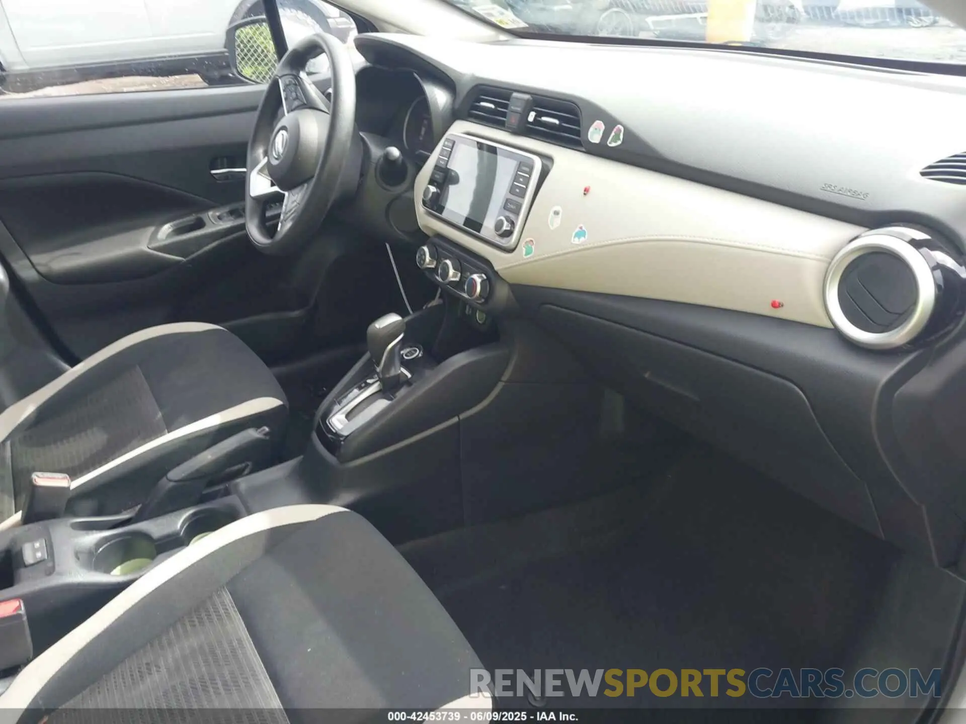 5 Фотография поврежденного автомобиля 3N1CN8EV5ML858870 NISSAN VERSA 2021